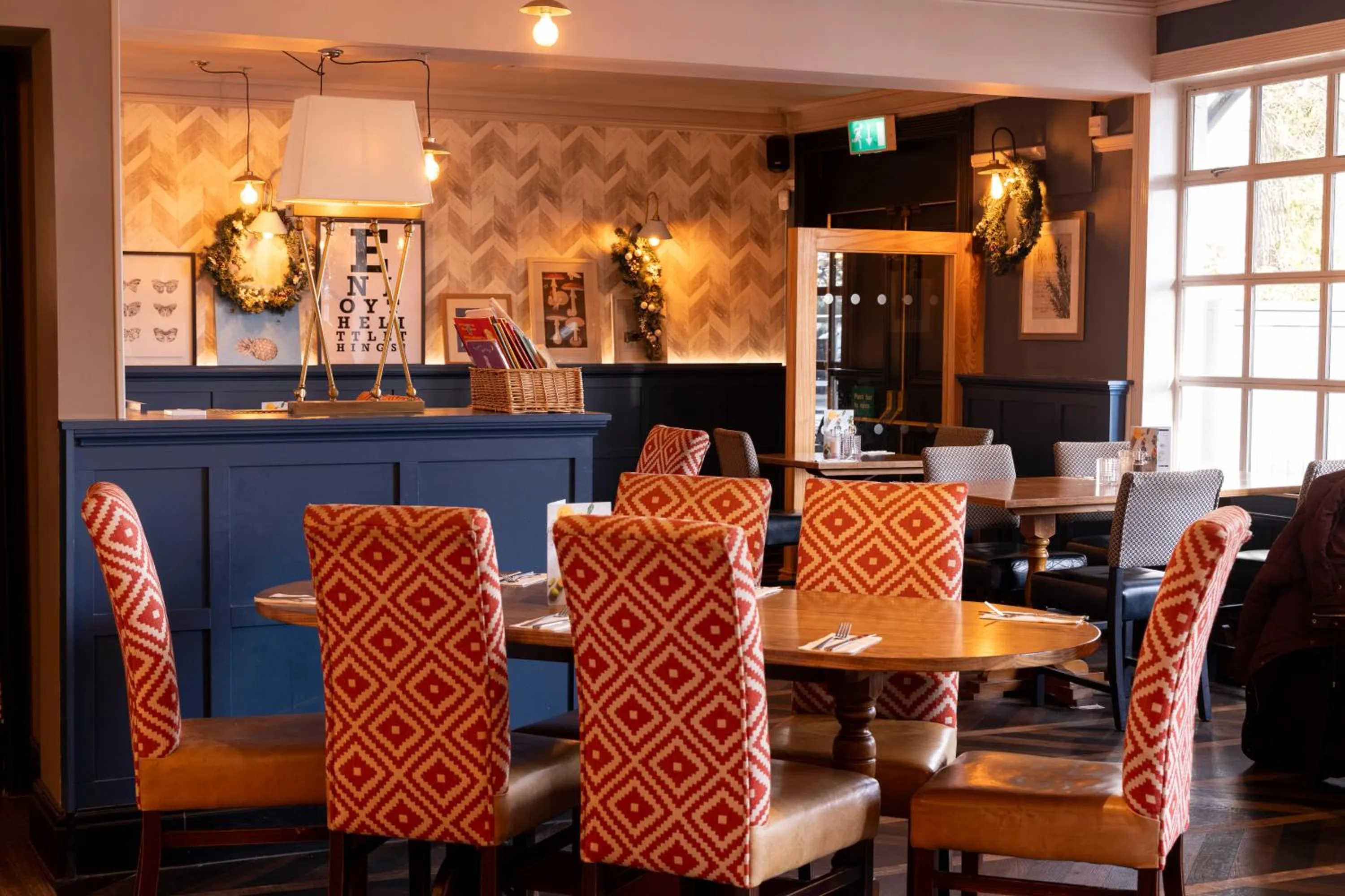 Restaurant/places to eat in Hartwood Hall by Greene King Inns