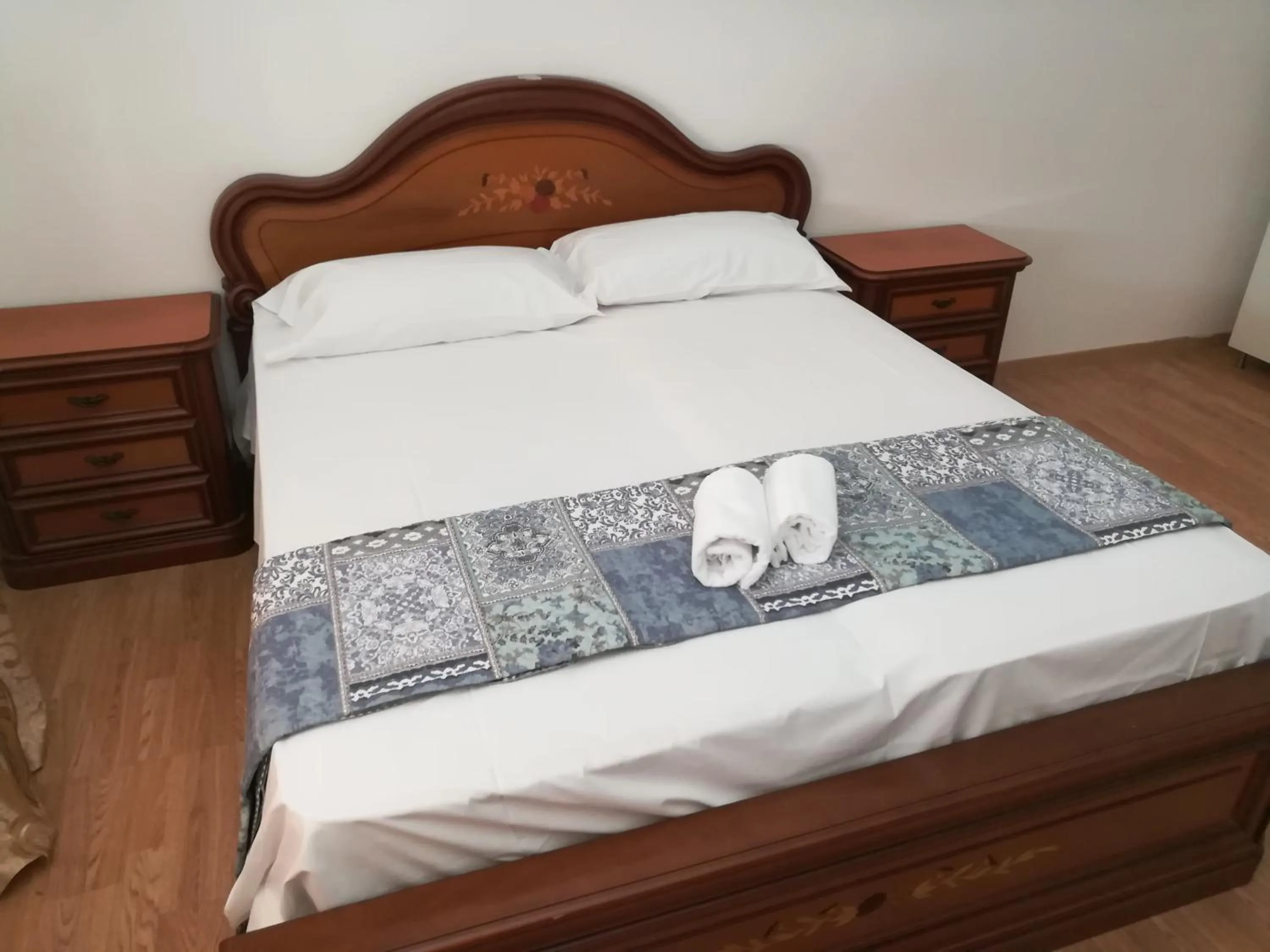 Bed in Venice Vacation House