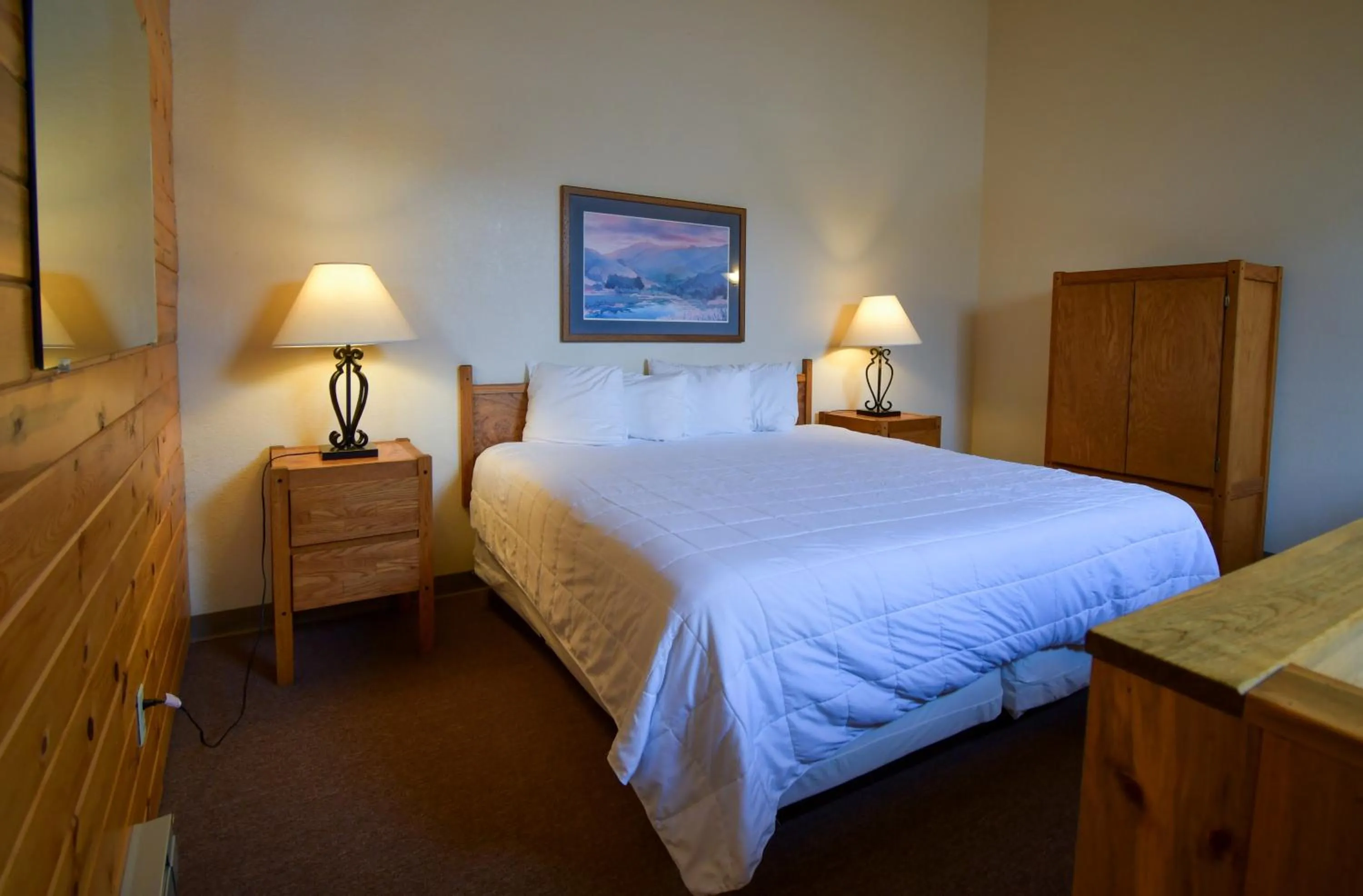 Bed in The Inn at Silvercreek