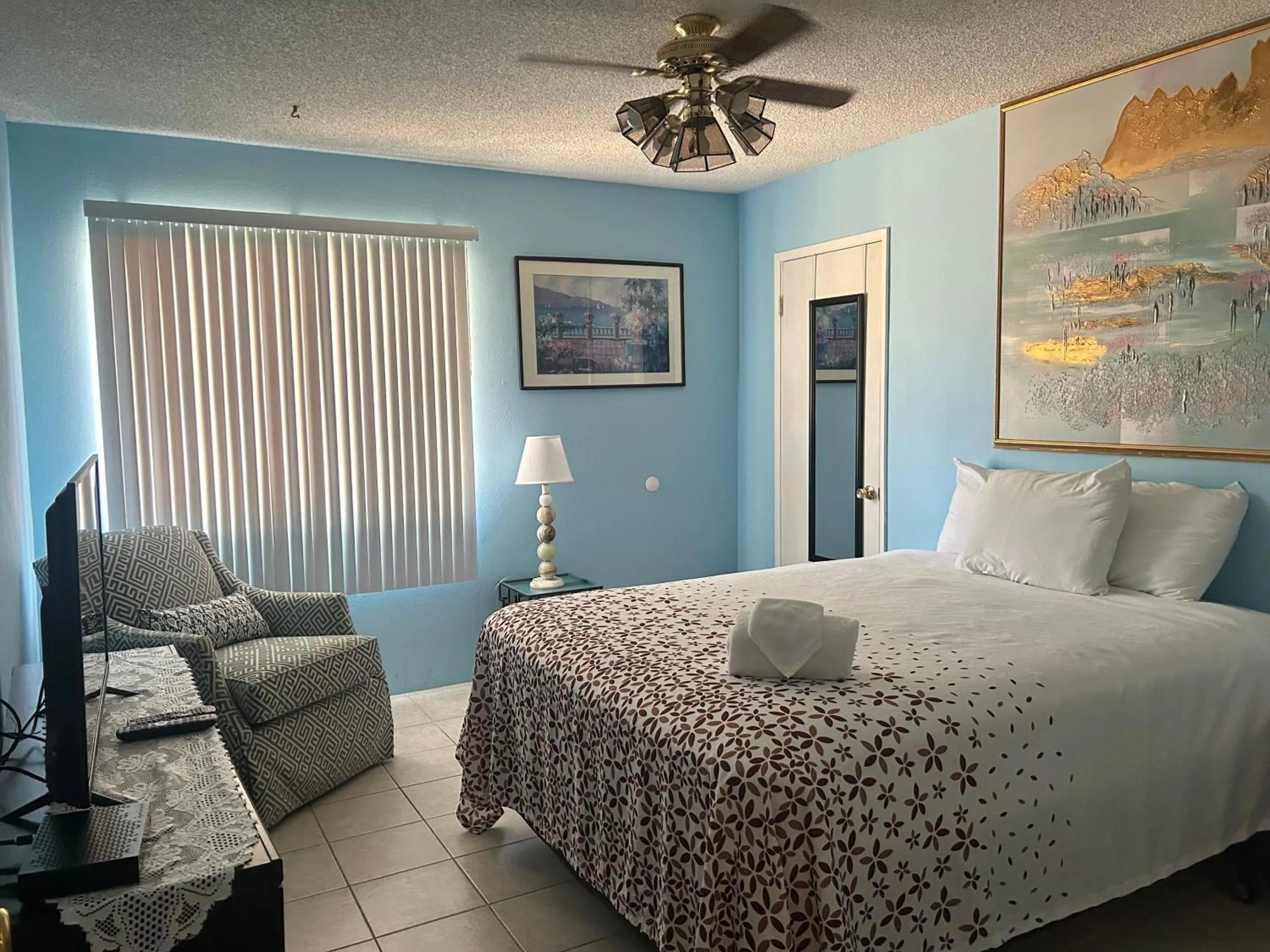 Bed in Miracle Springs Resort and Spa