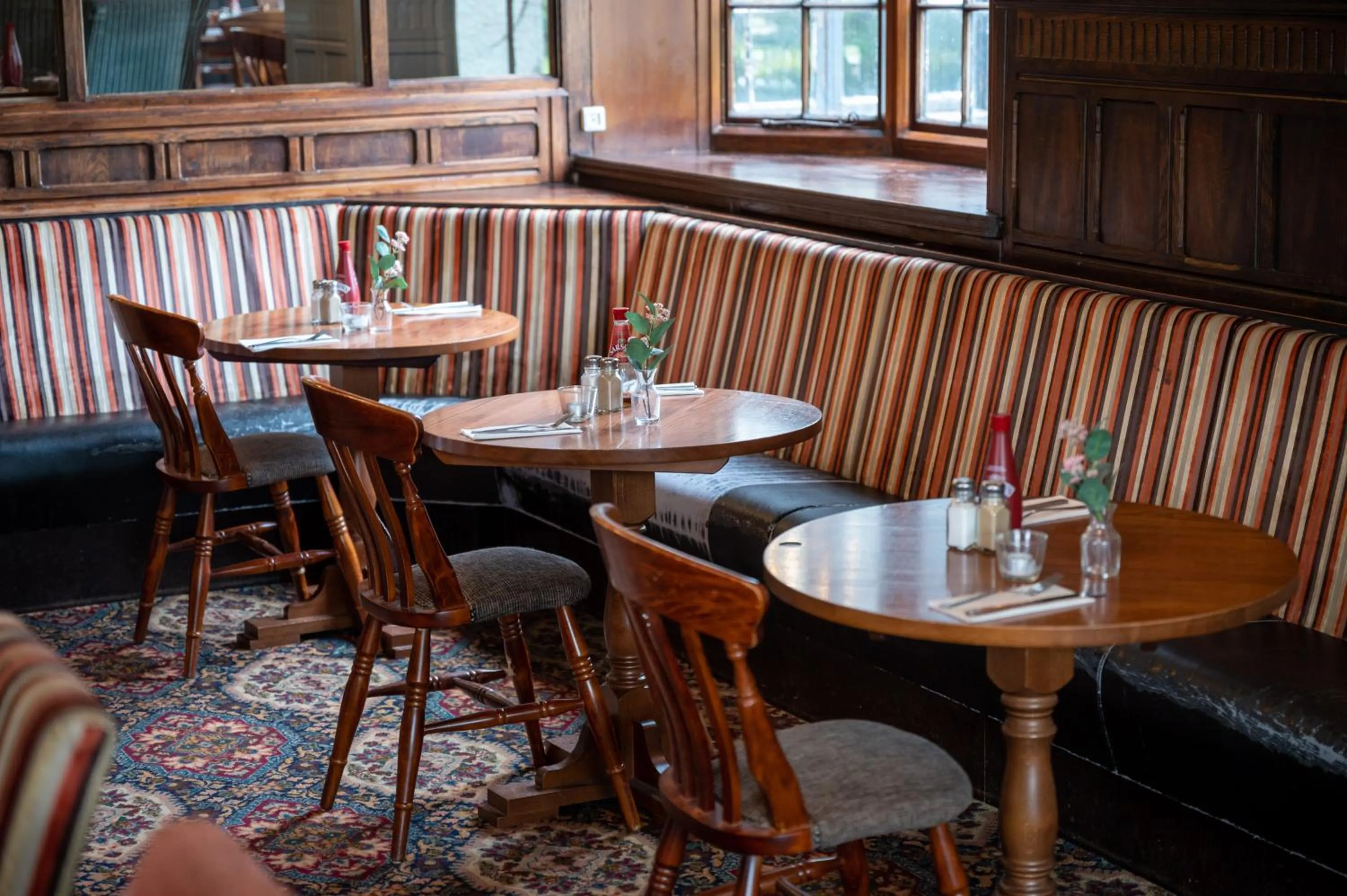 Restaurant/places to eat in Bridge Inn by Greene King Inns