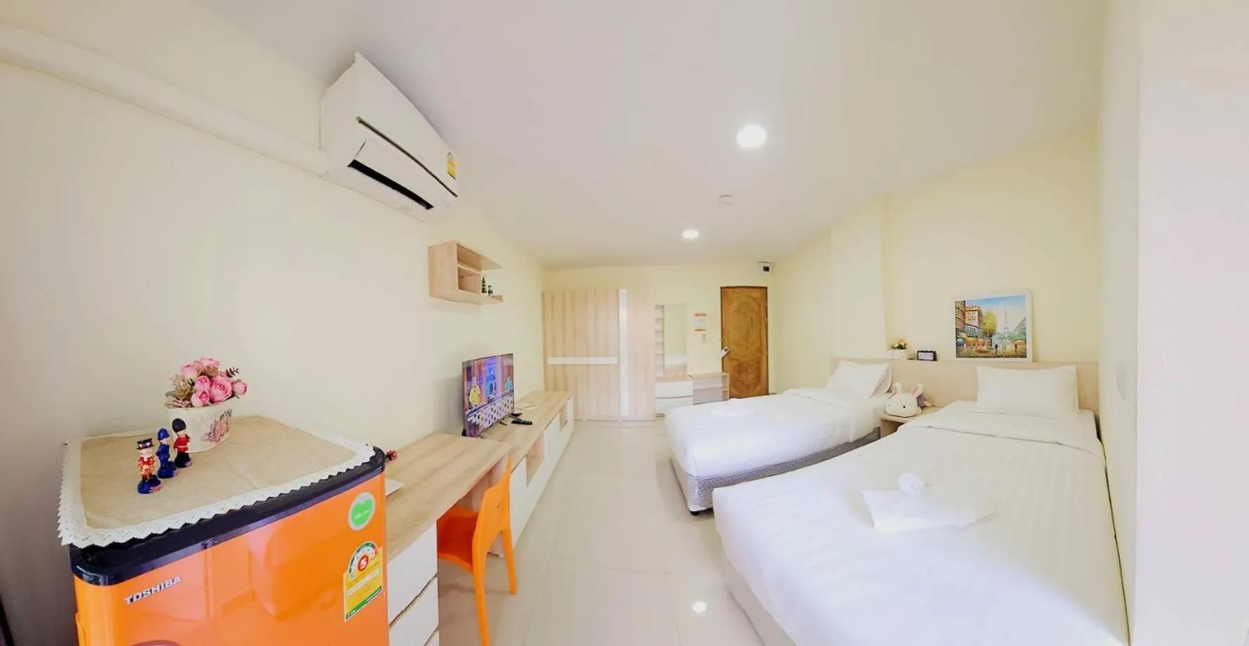 Bedroom, Bed in Be My Guest 36