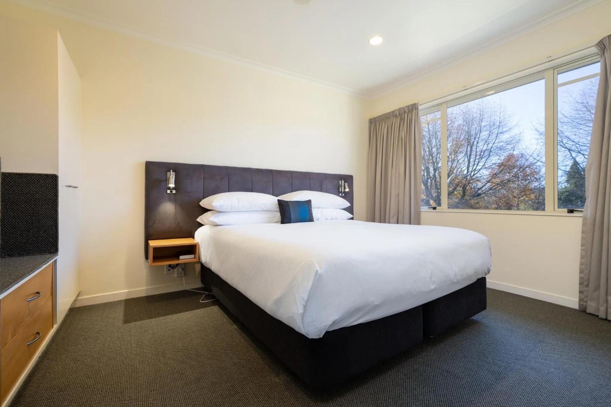 Bed in Regal Palms Resort