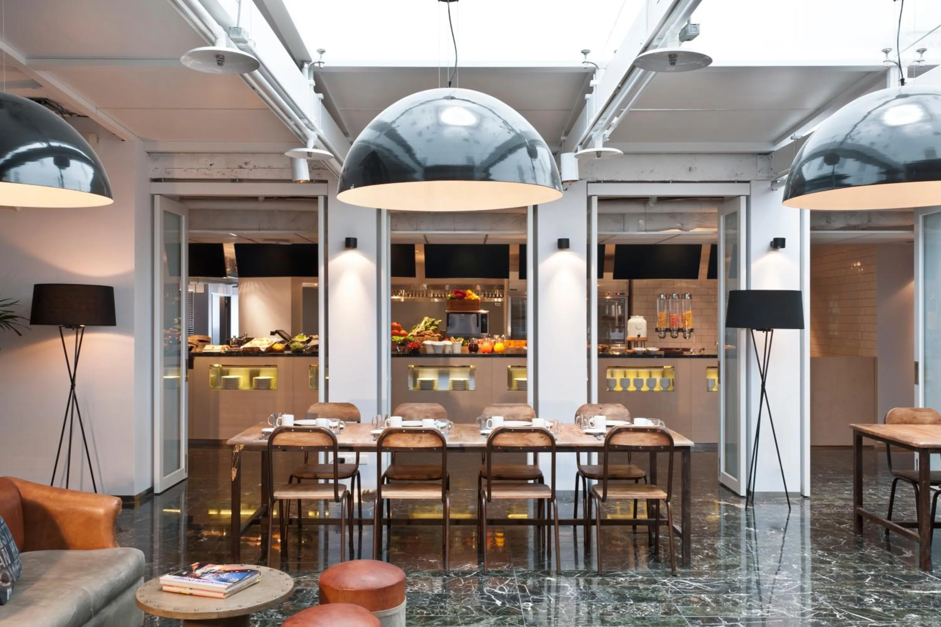 Lounge or bar in amba Taipei Ximending