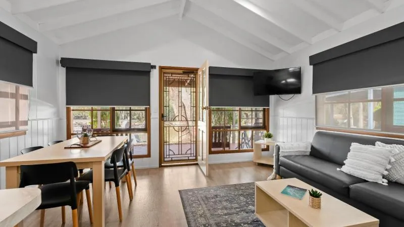 Living room in Tasman Holiday Parks - Merool on the Murray