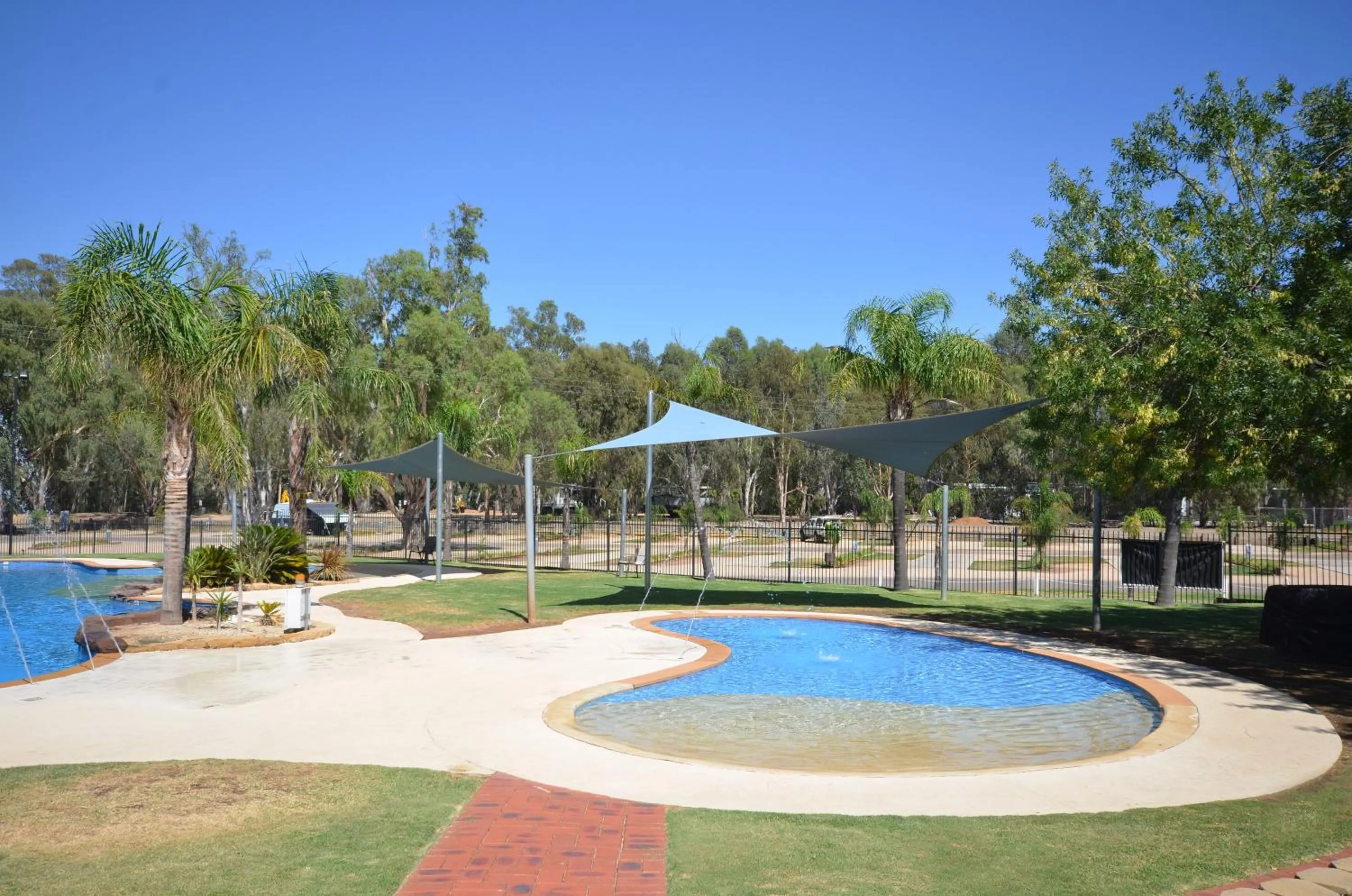 Tasman Holiday Parks - Merool on the Murray