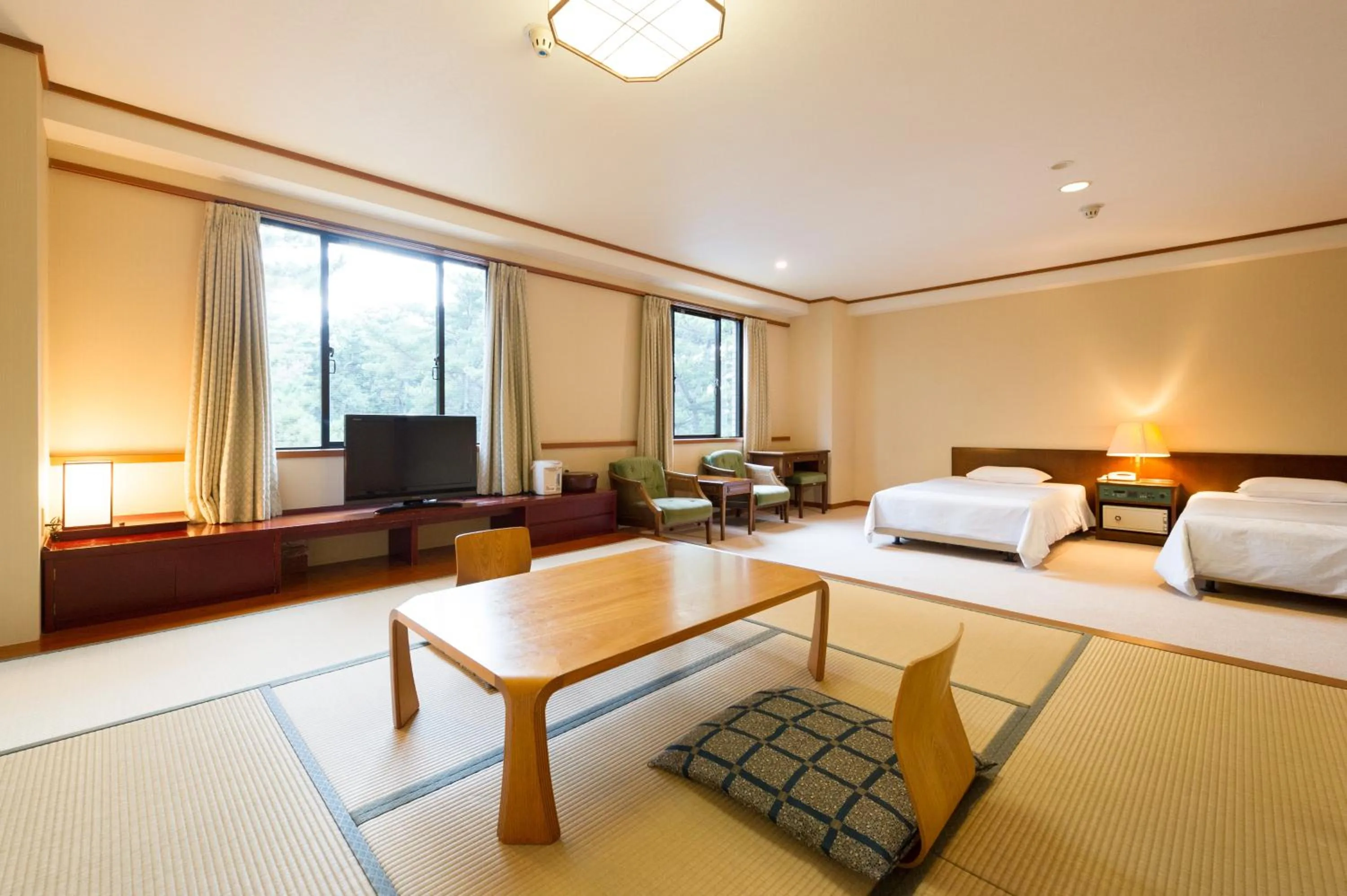 Photo of the whole room, Bed in Oarai Park Hotel