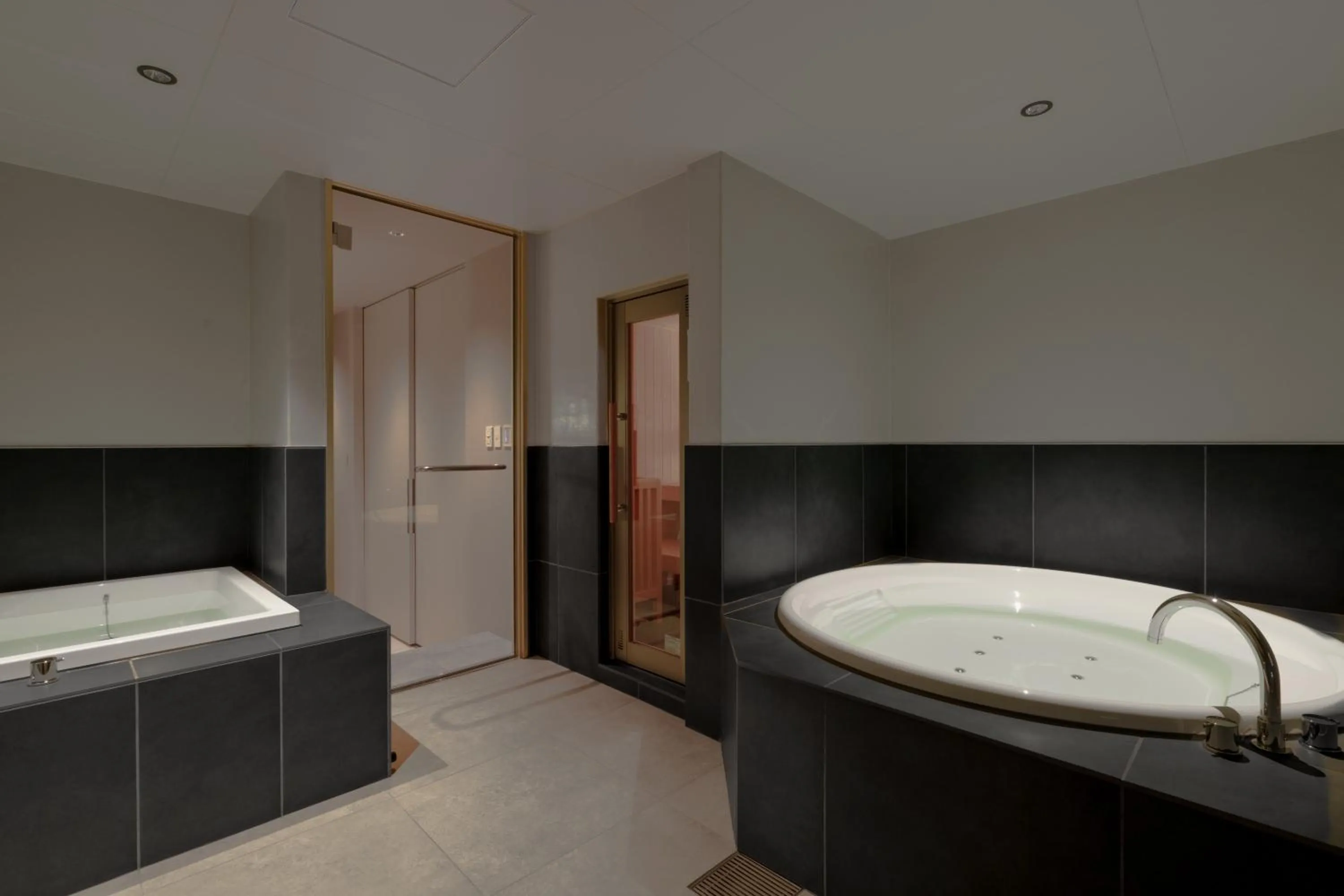 Bathroom in Oarai Park Hotel