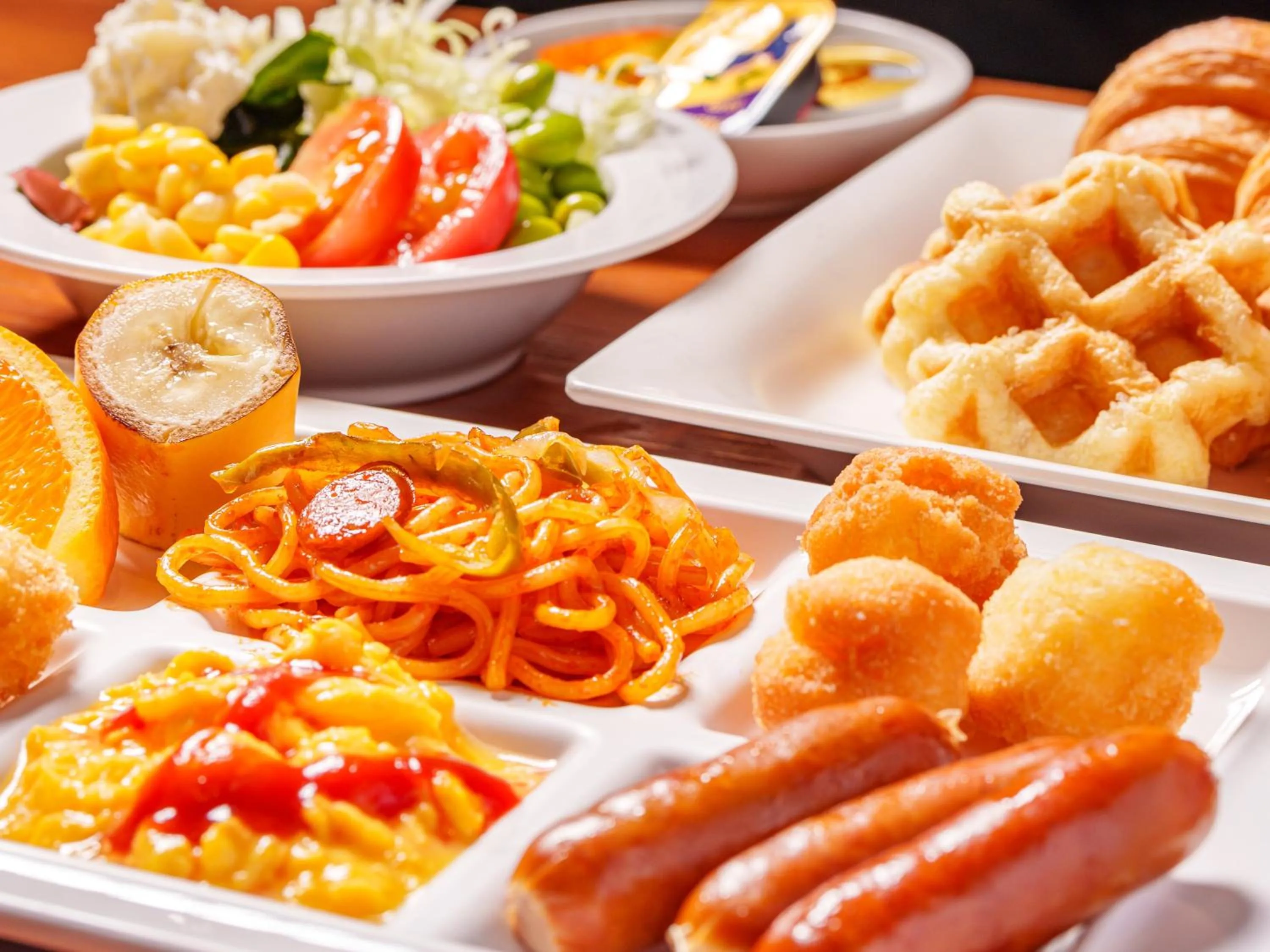 Restaurant/places to eat in APA Hotel Naha Matsuyama