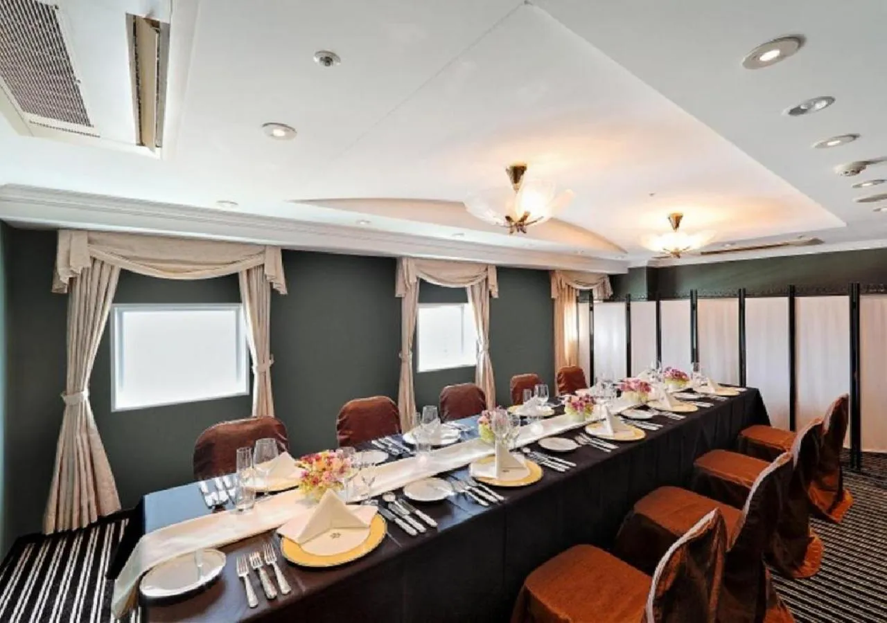 Restaurant/places to eat in APA Hotel Kanazawa Ekimae