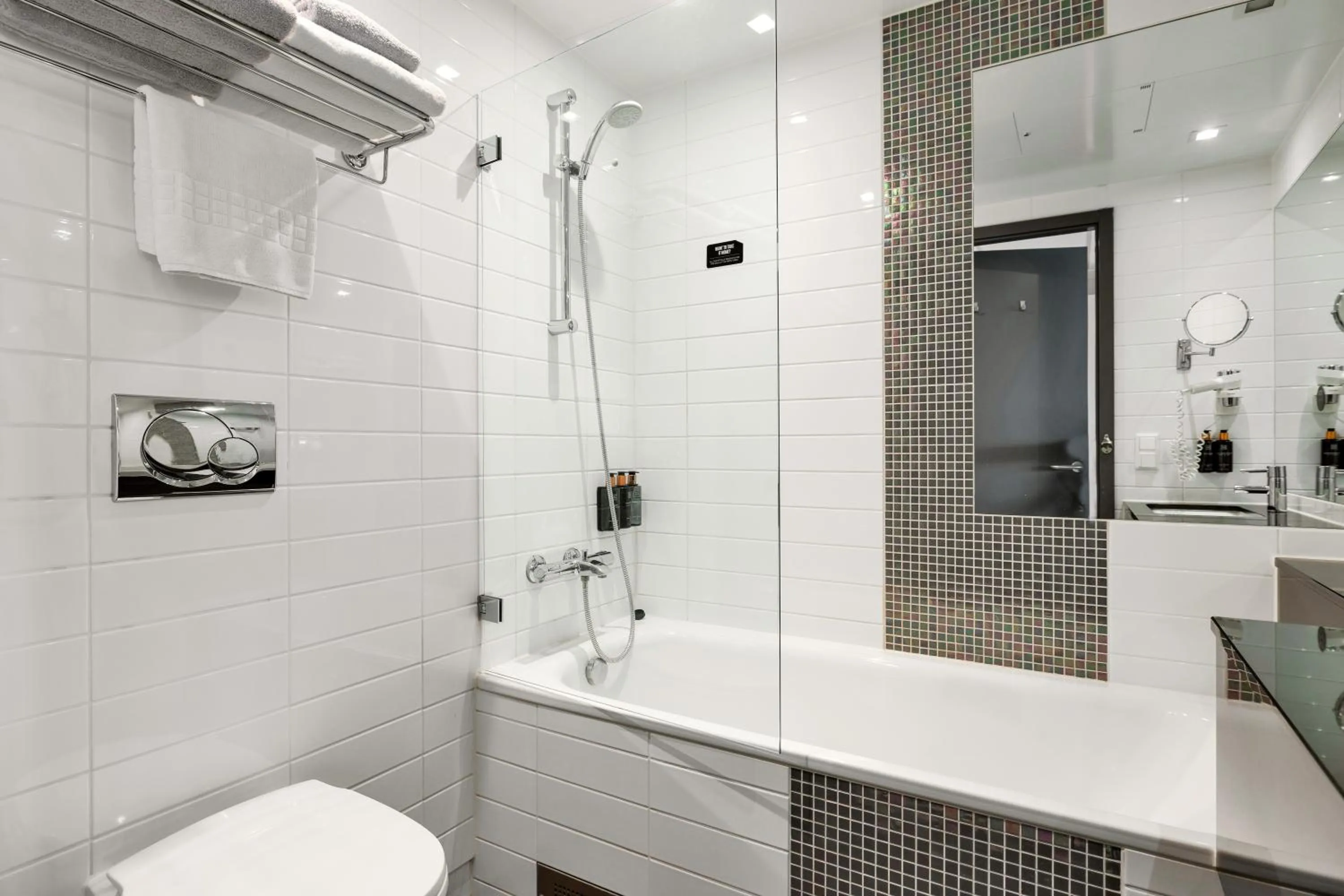 Bath in Clarion Hotel Trondheim