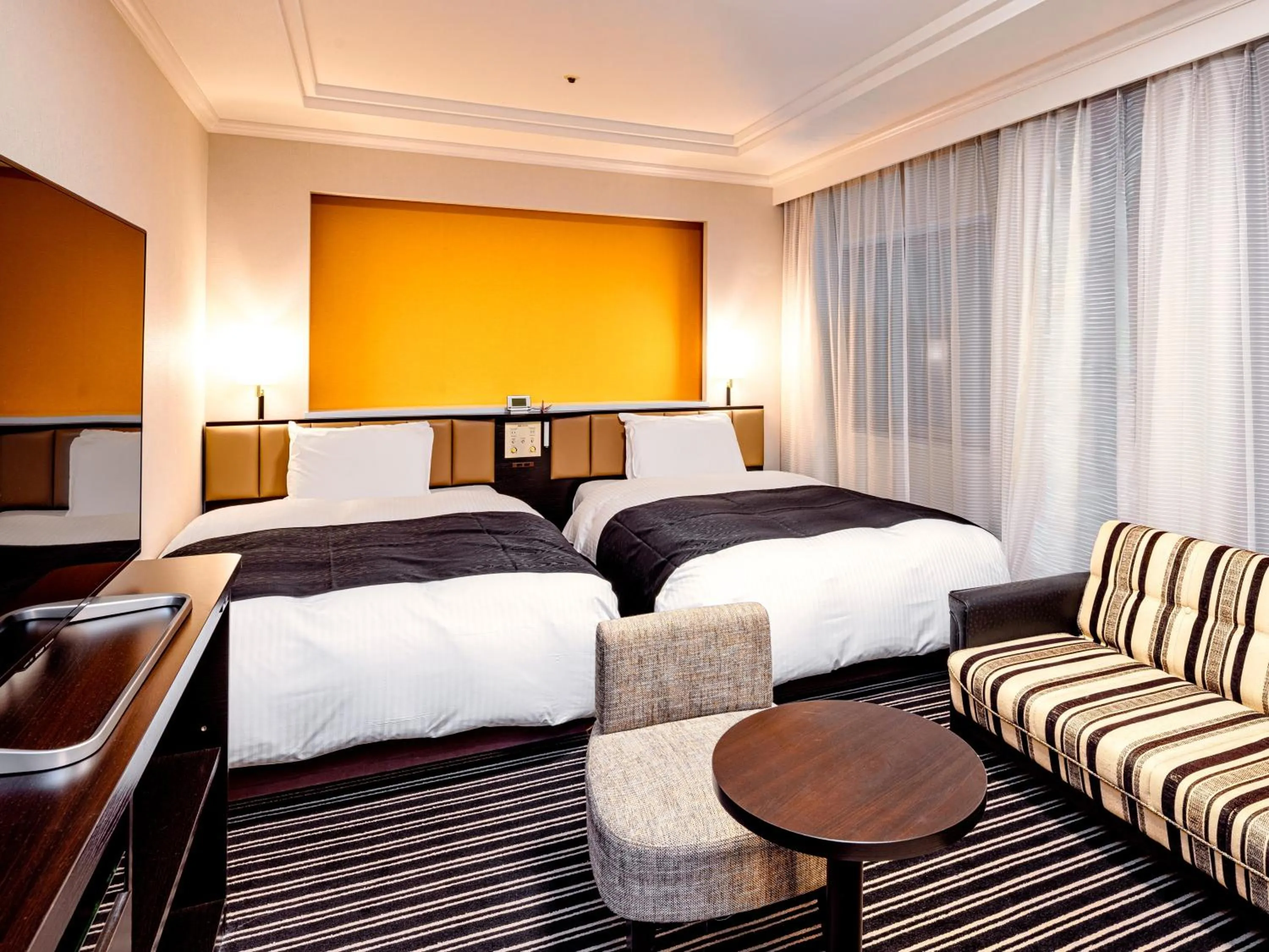 Photo of the whole room, Bed in APA Hotel Fukuoka Watanabedori Ekimae EXCELLENT