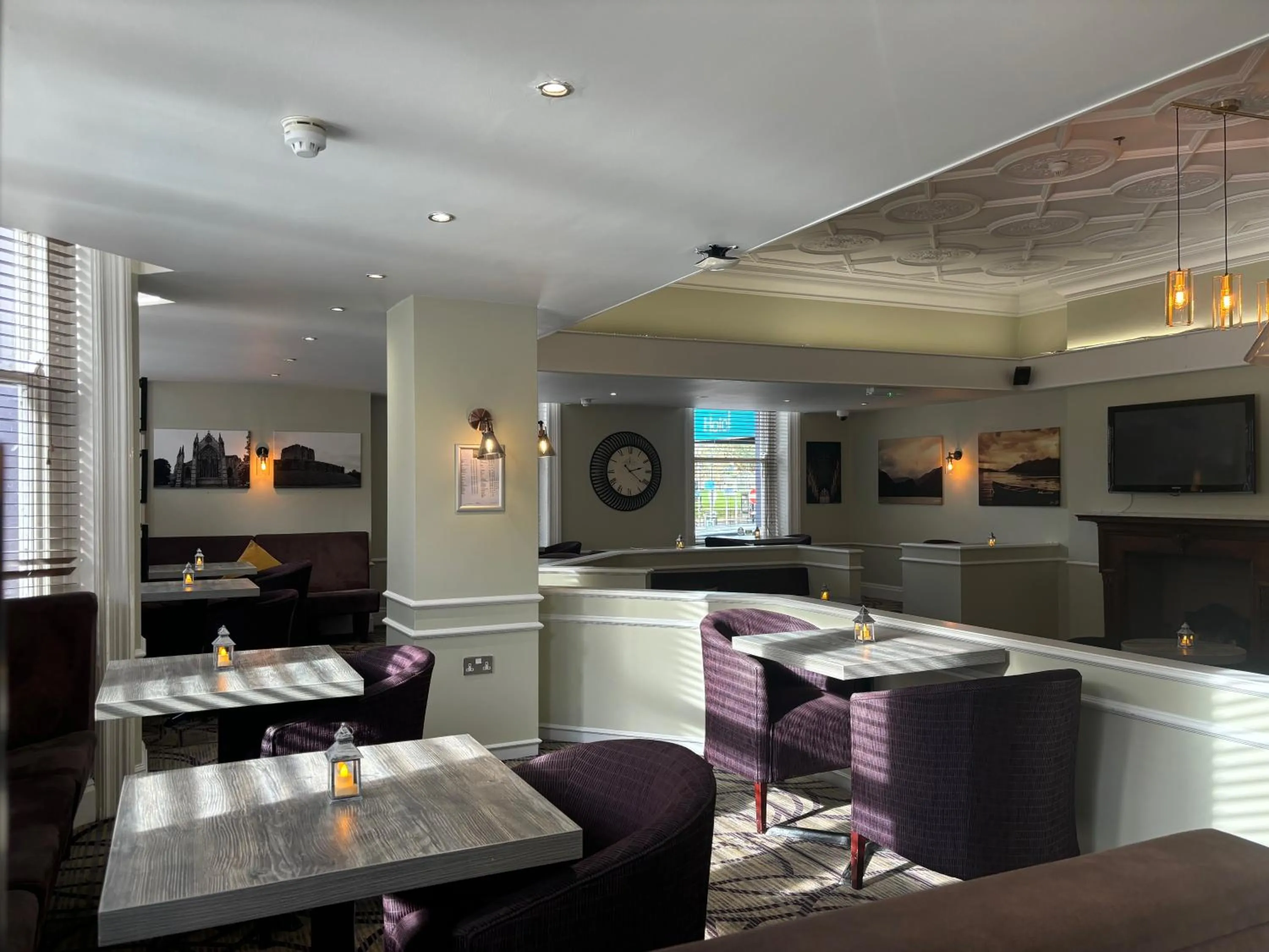 Lounge or bar in Carlisle Station Hotel, Sure Hotel Collection by BW
