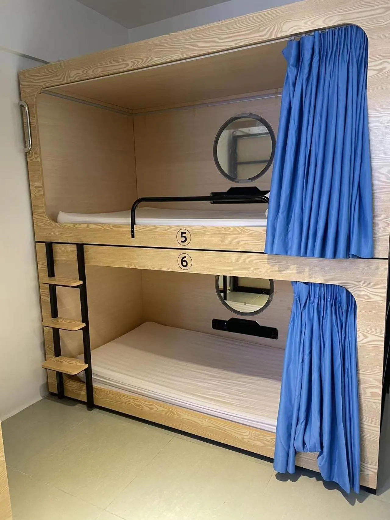 Bed in Hi Backpackers (Hong Kong Hostel Group)