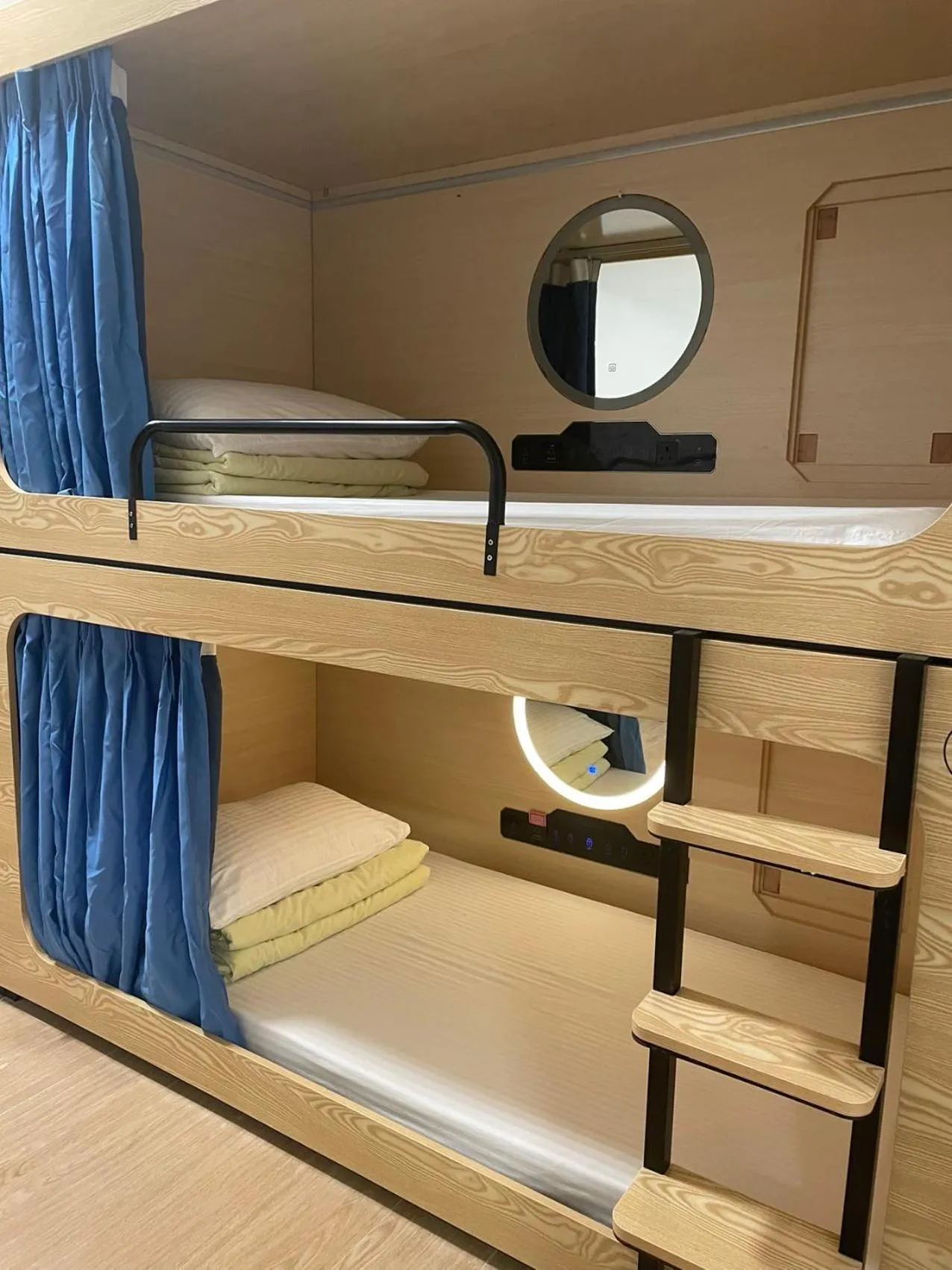 Bed in Hi Backpackers (Hong Kong Hostel Group)