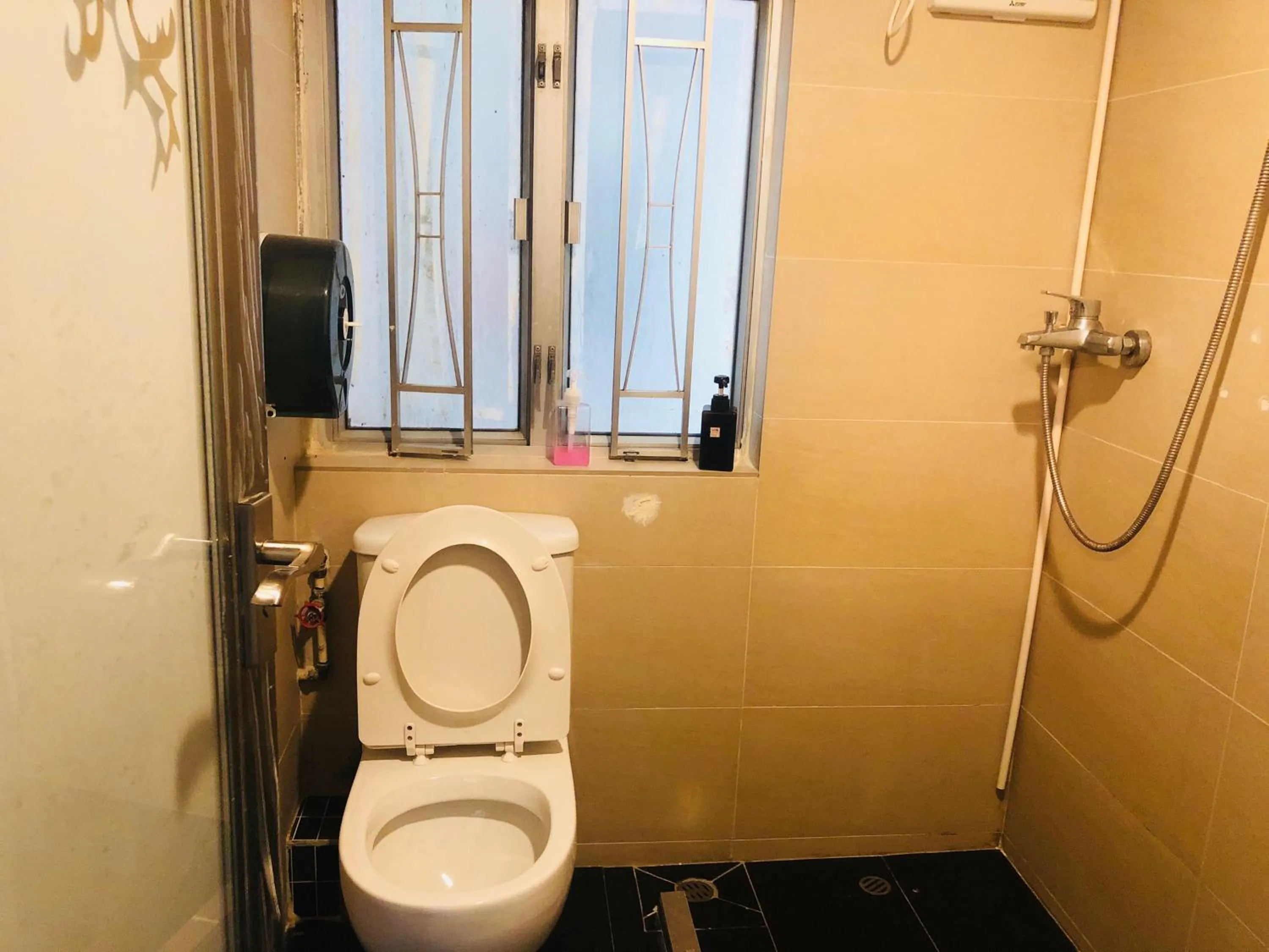 Hi Backpackers (Hong Kong Hostel Group)