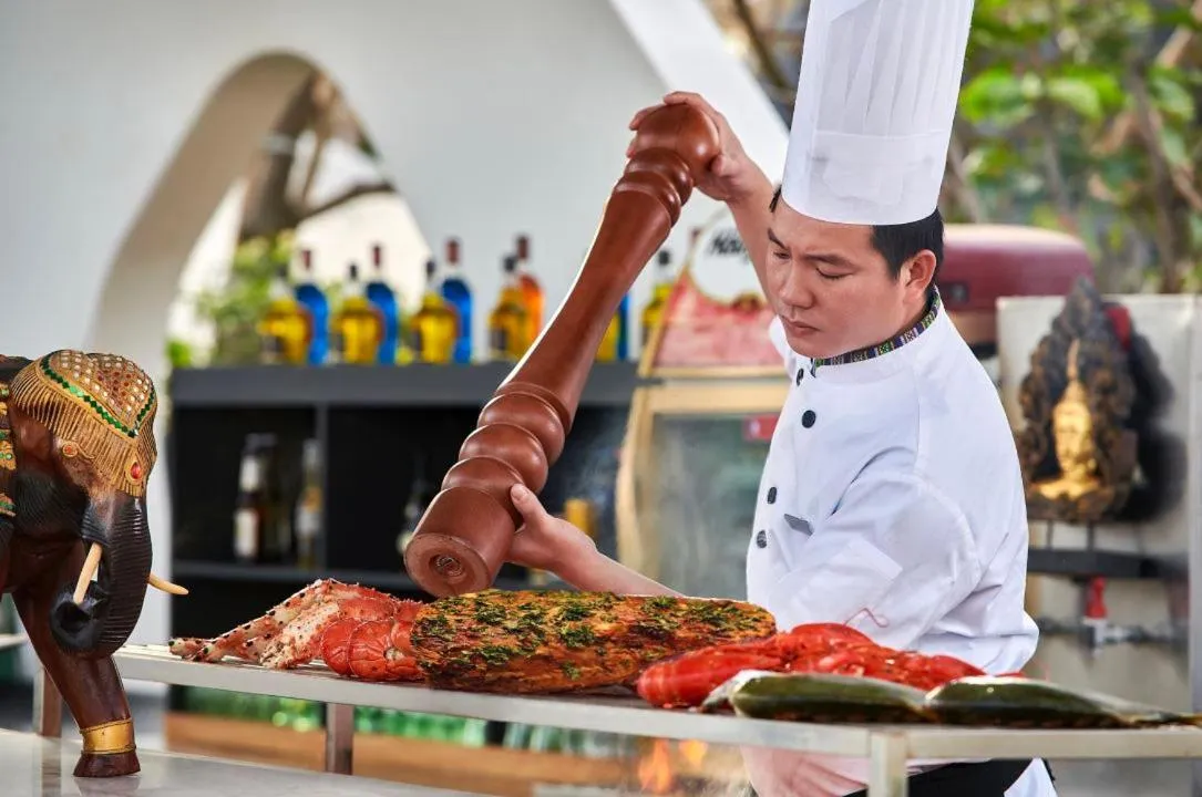 Dusit Thani Shuangyue Bay Resort Huizhou