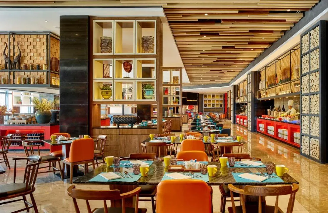 Restaurant/places to eat in Dusit Thani Shuangyue Bay Resort Huizhou