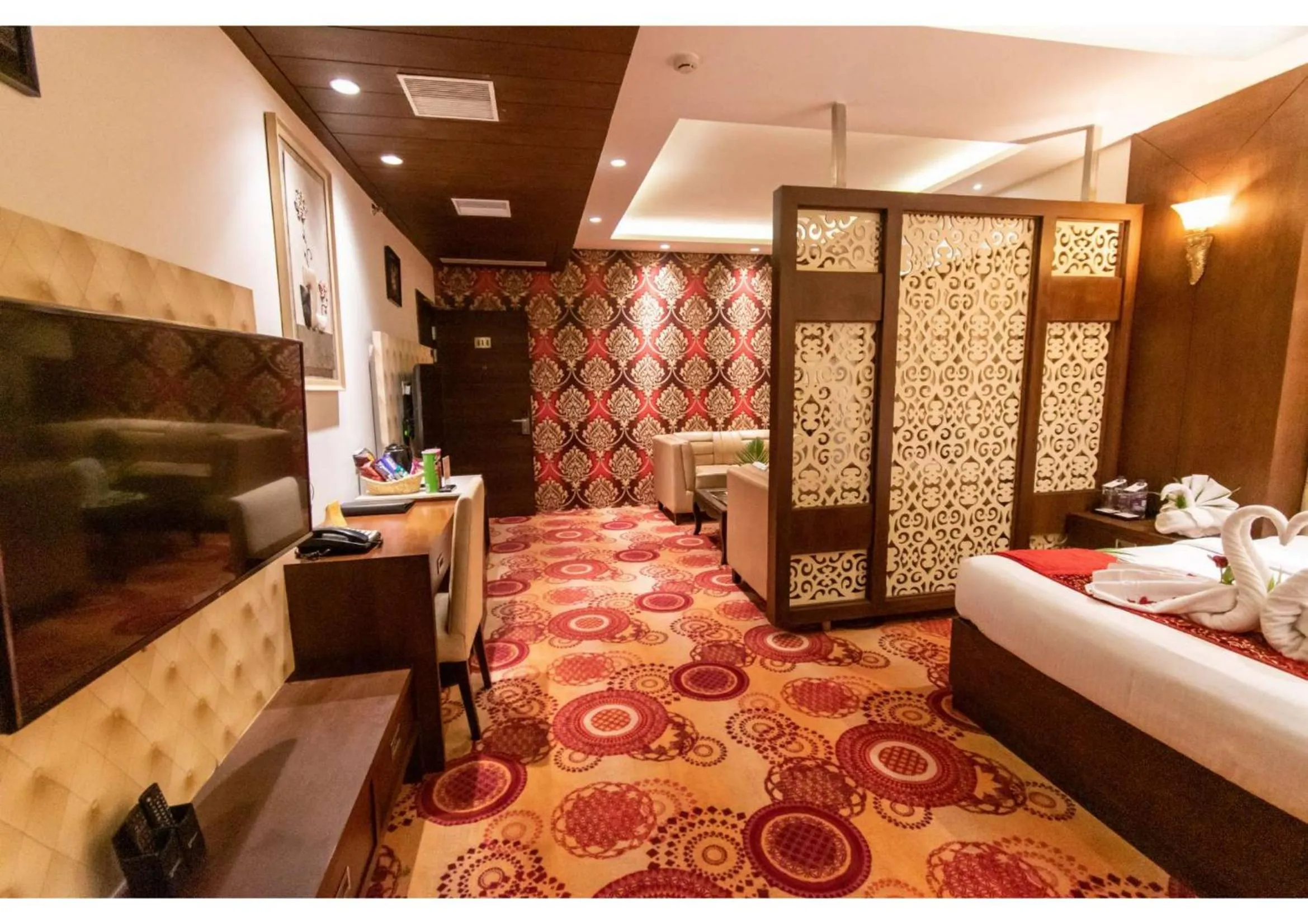 Bed in The Grand Ambassador