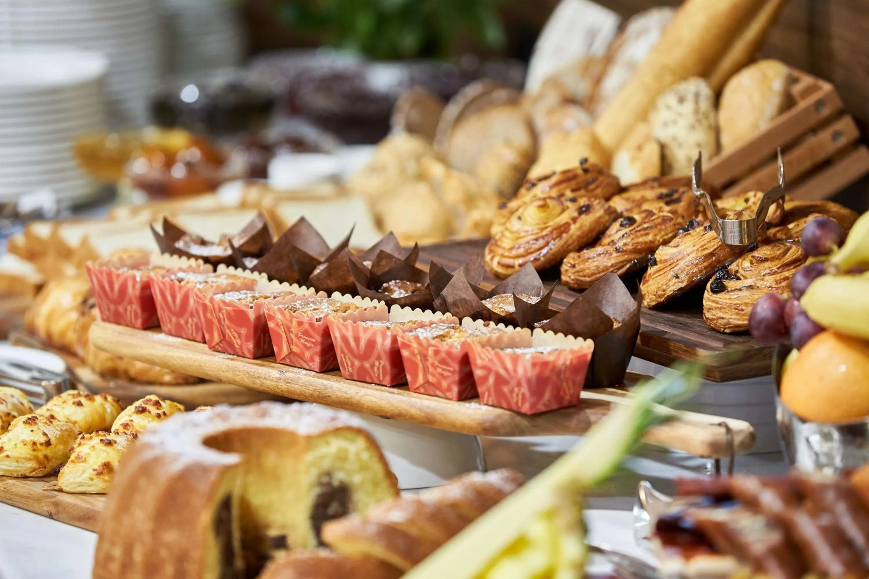 Restaurant/places to eat in Best Western Tbilisi City Center