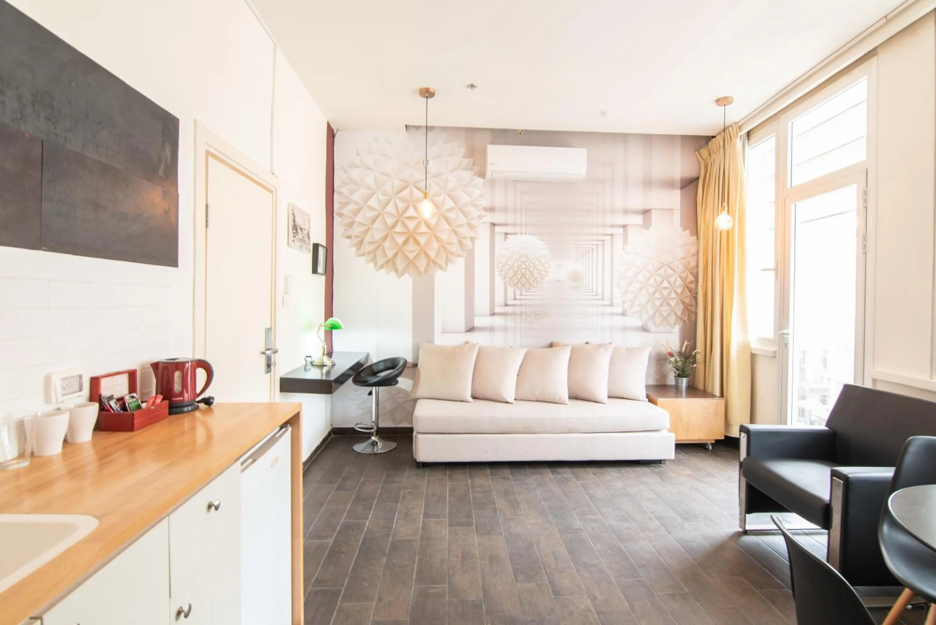 Kitchen or kitchenette in 27Montefiore - Urban ApartHotel TLV