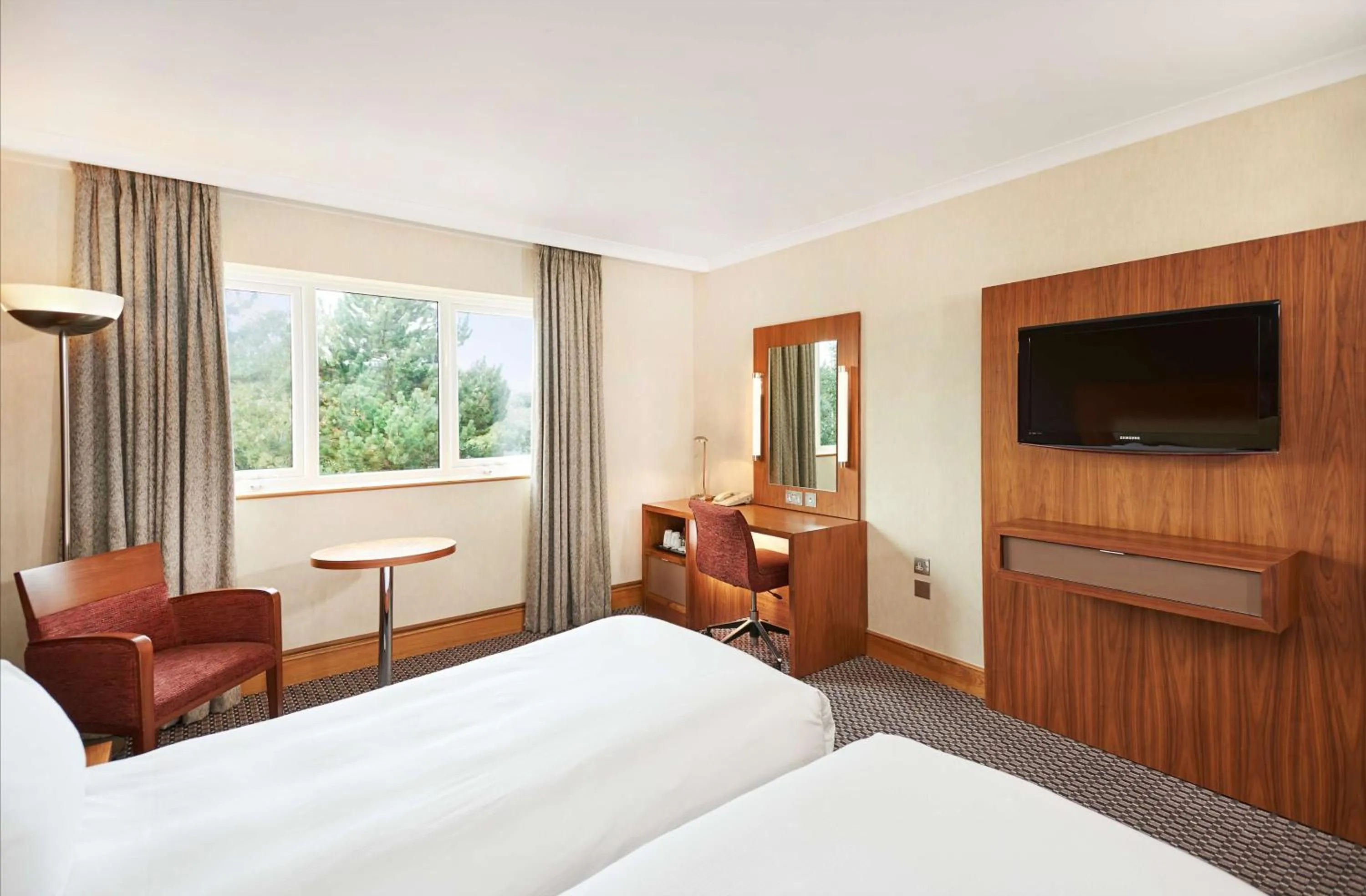Bed in DoubleTree by Hilton Coventry