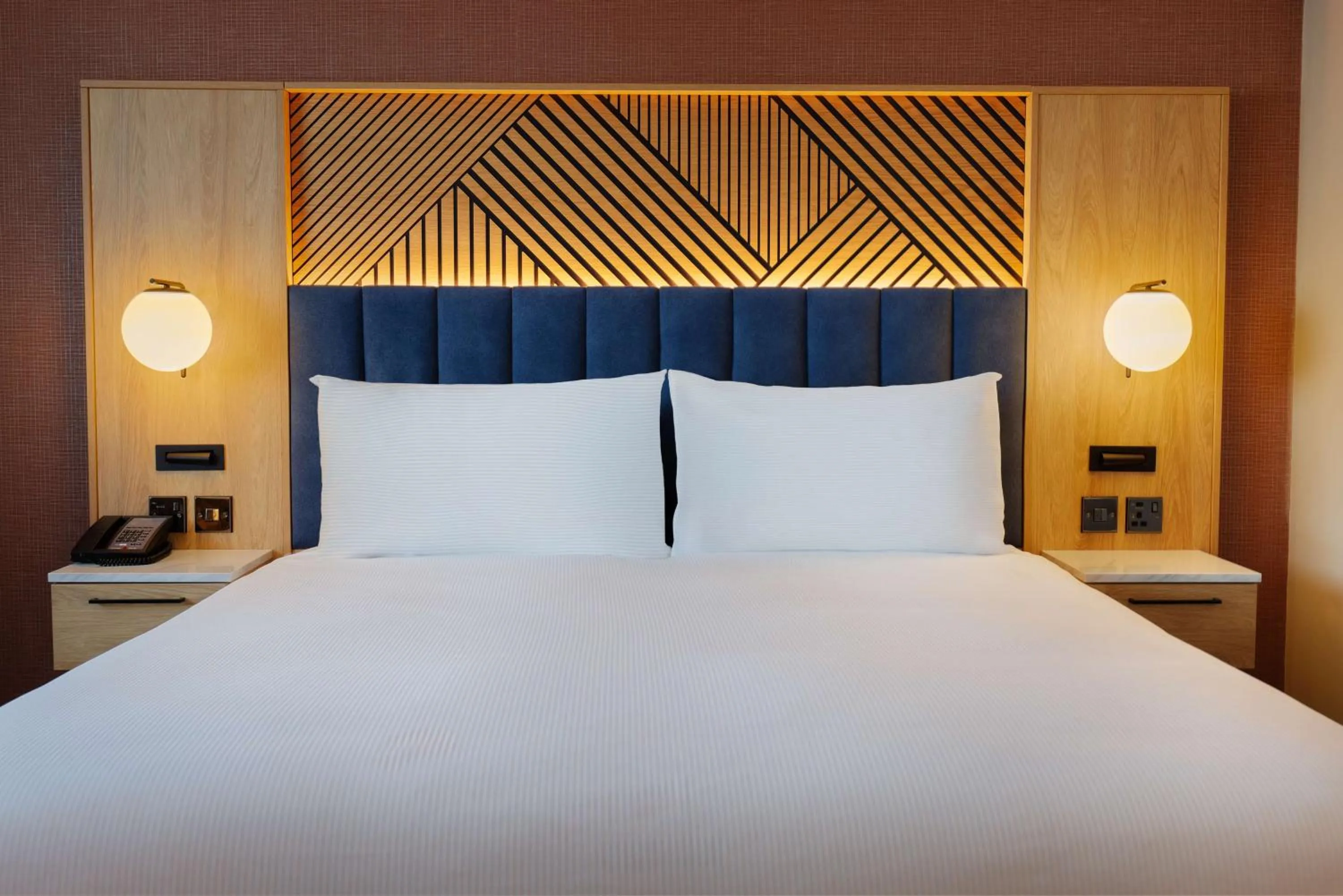 Bed in DoubleTree by Hilton Coventry