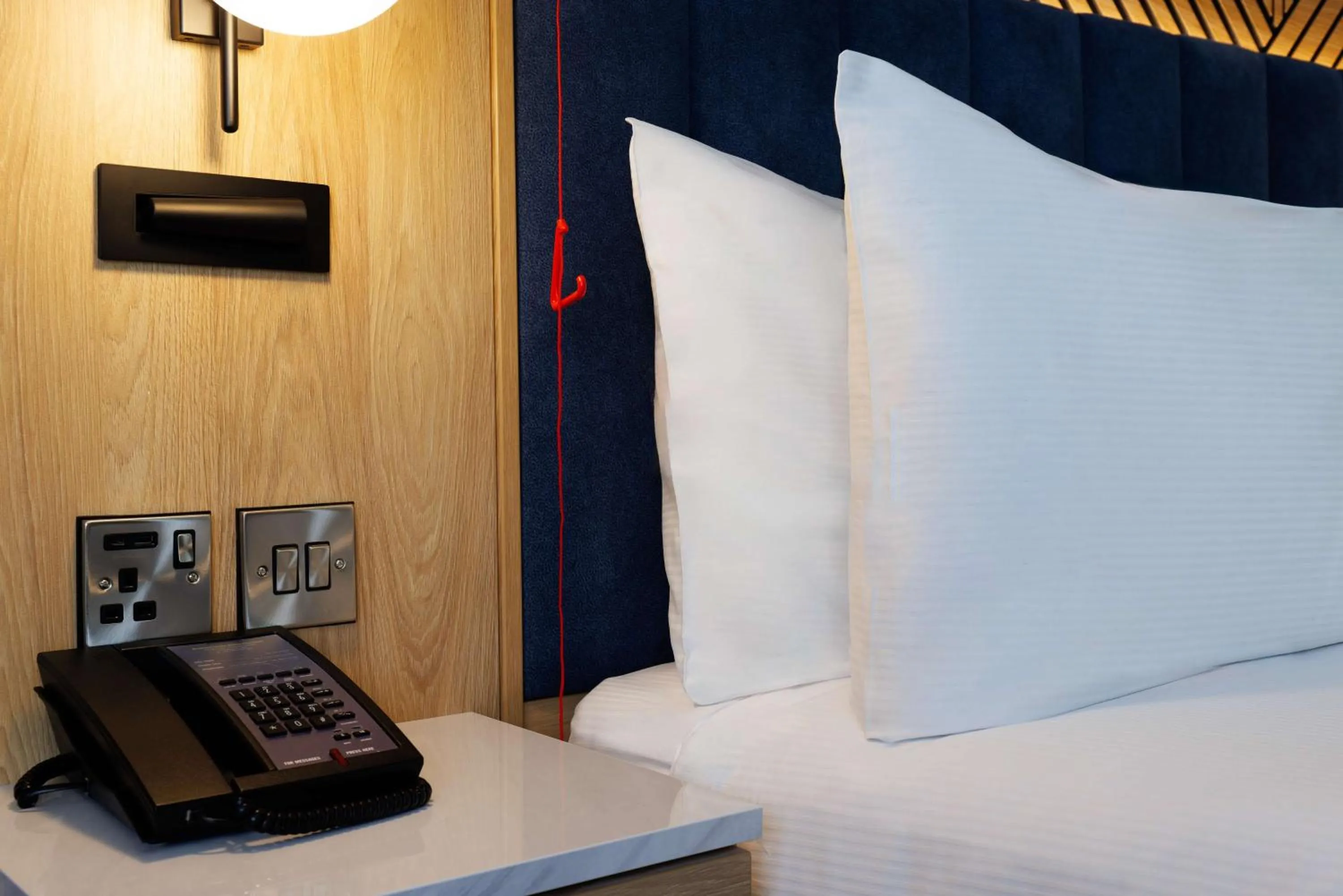 Bed in DoubleTree by Hilton Coventry