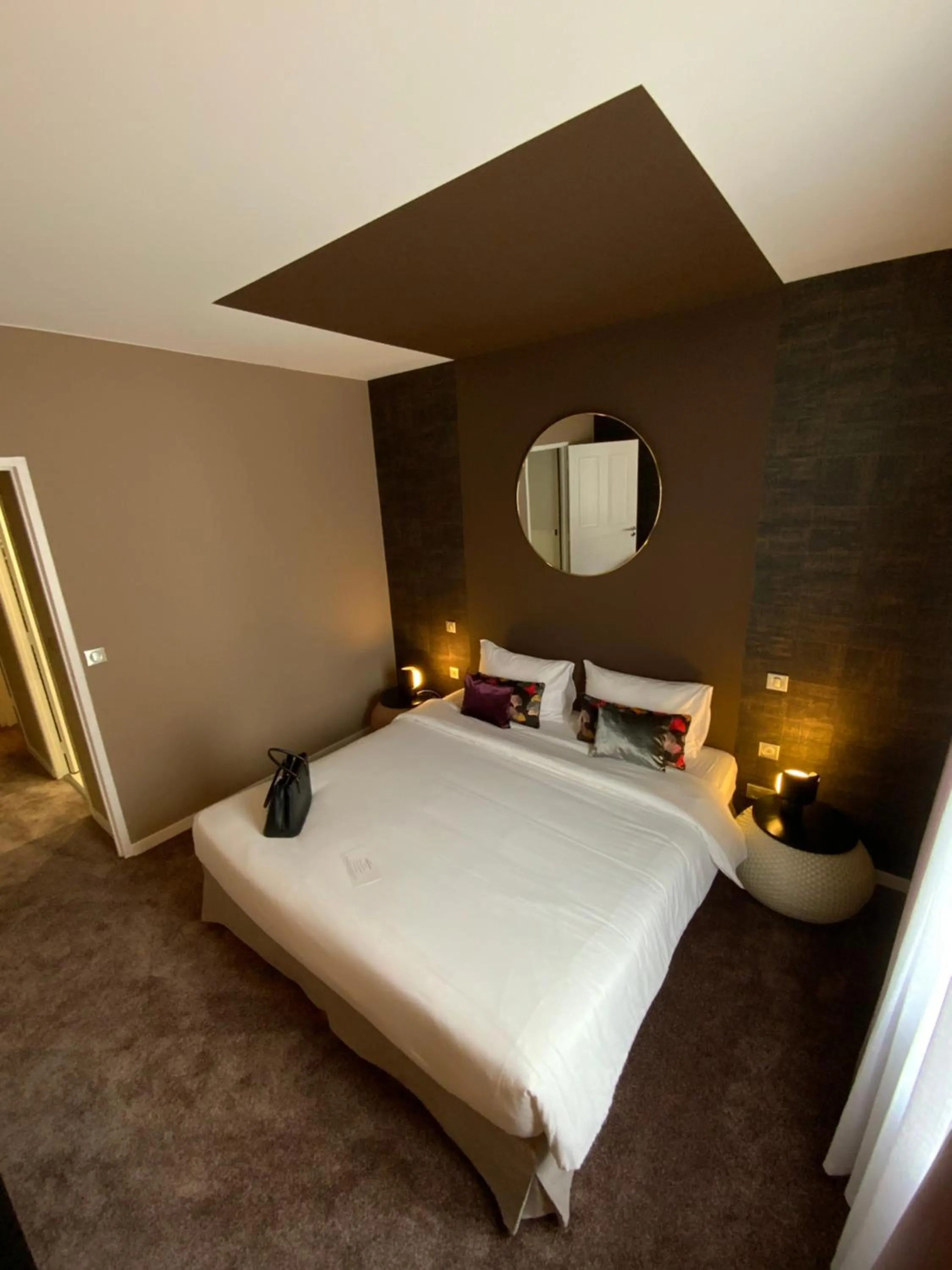 Bed in Le Renaissance