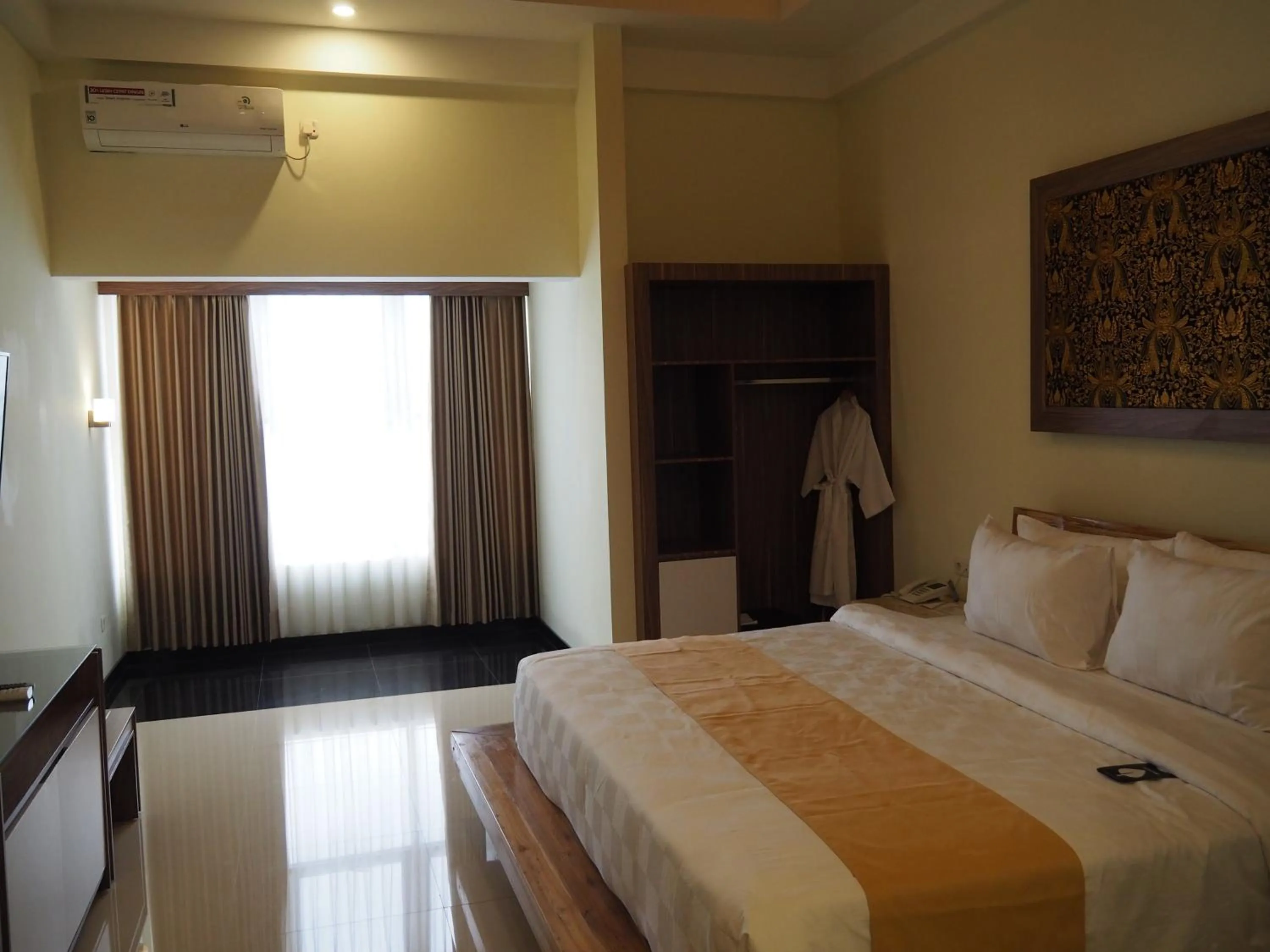 Bed in Luminor Hotel Banyuwangi By WH