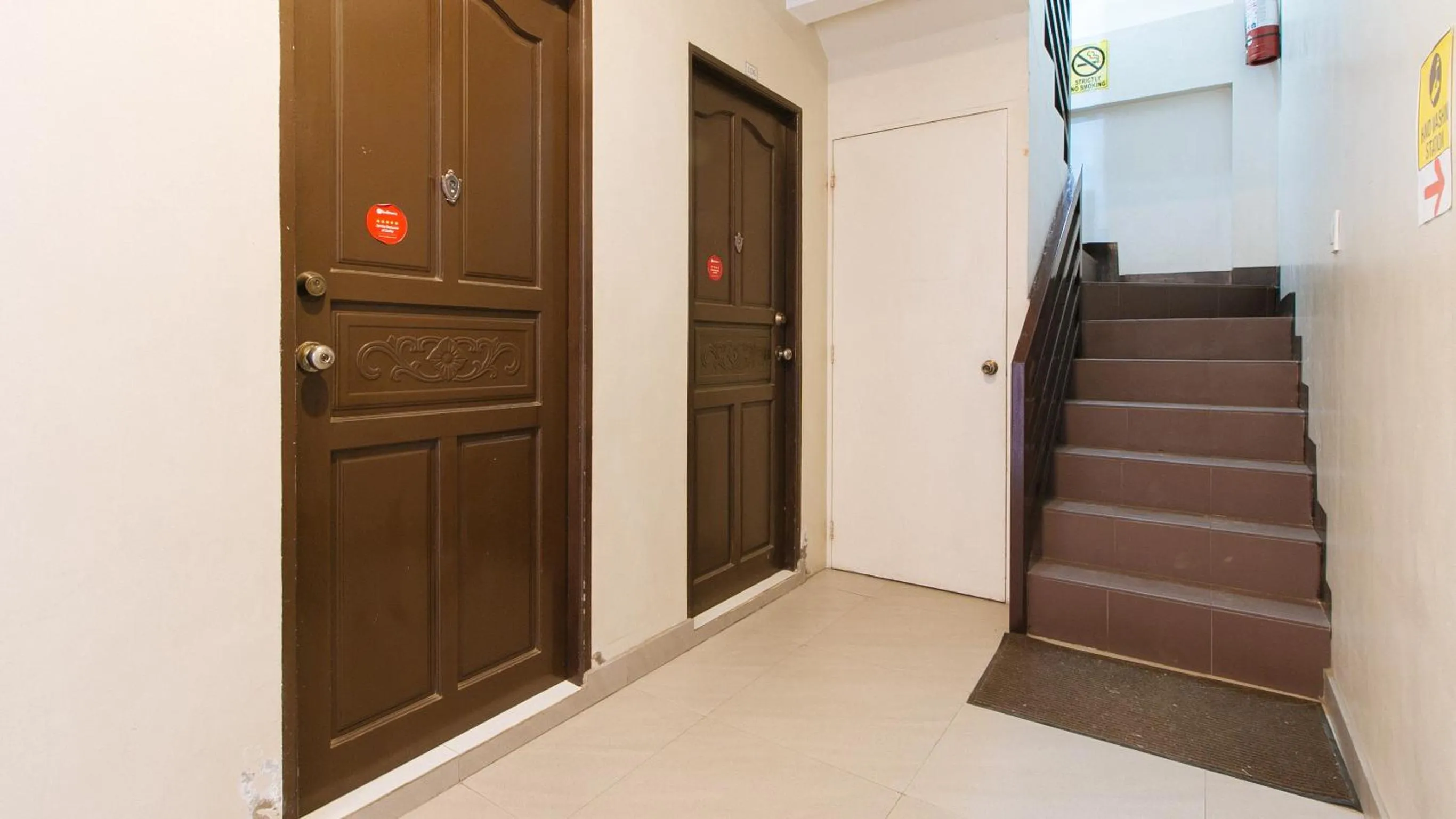 Floor plan in RedDoorz near NAIA Terminal 1