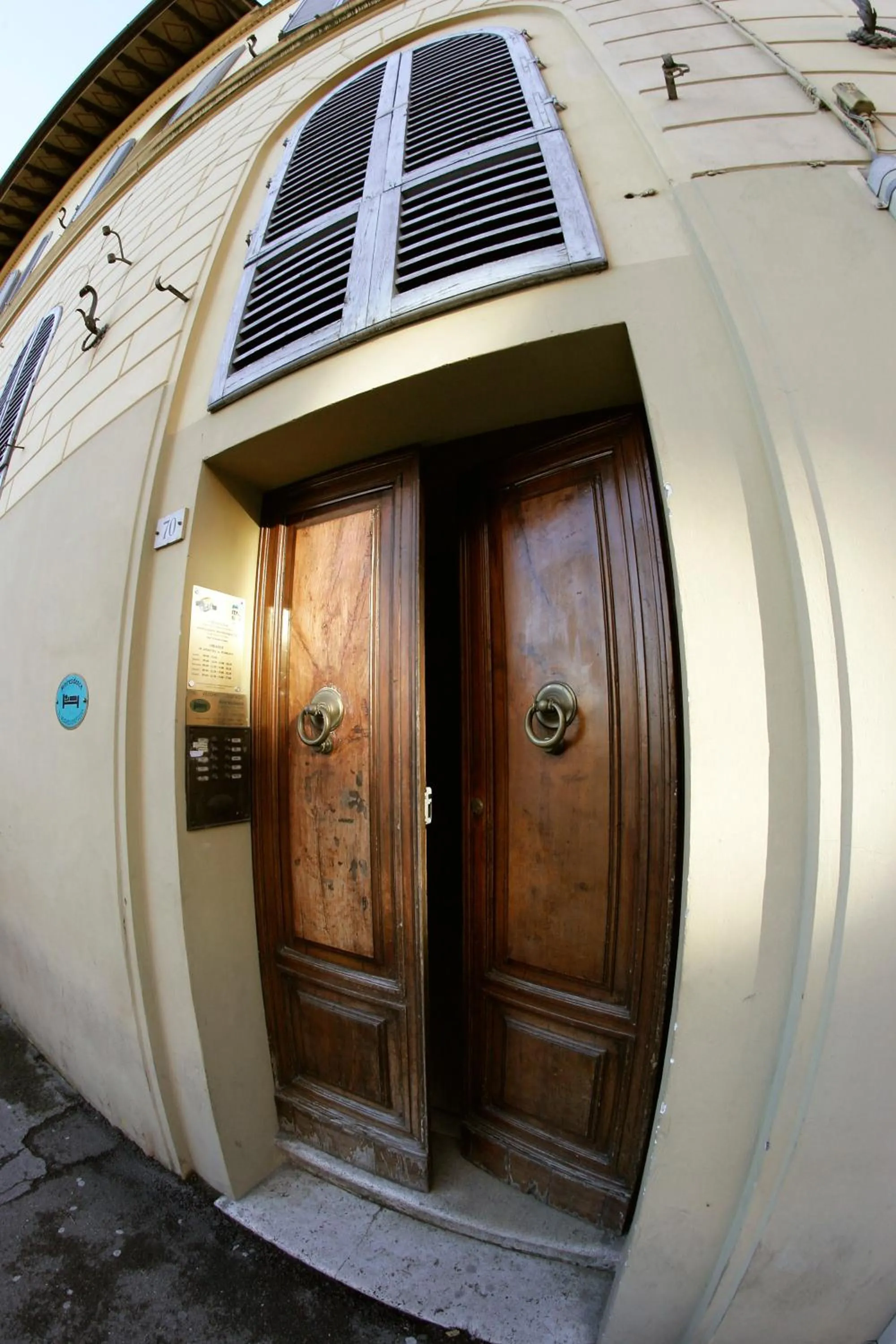 Facade/entrance in B&B Le Lupe