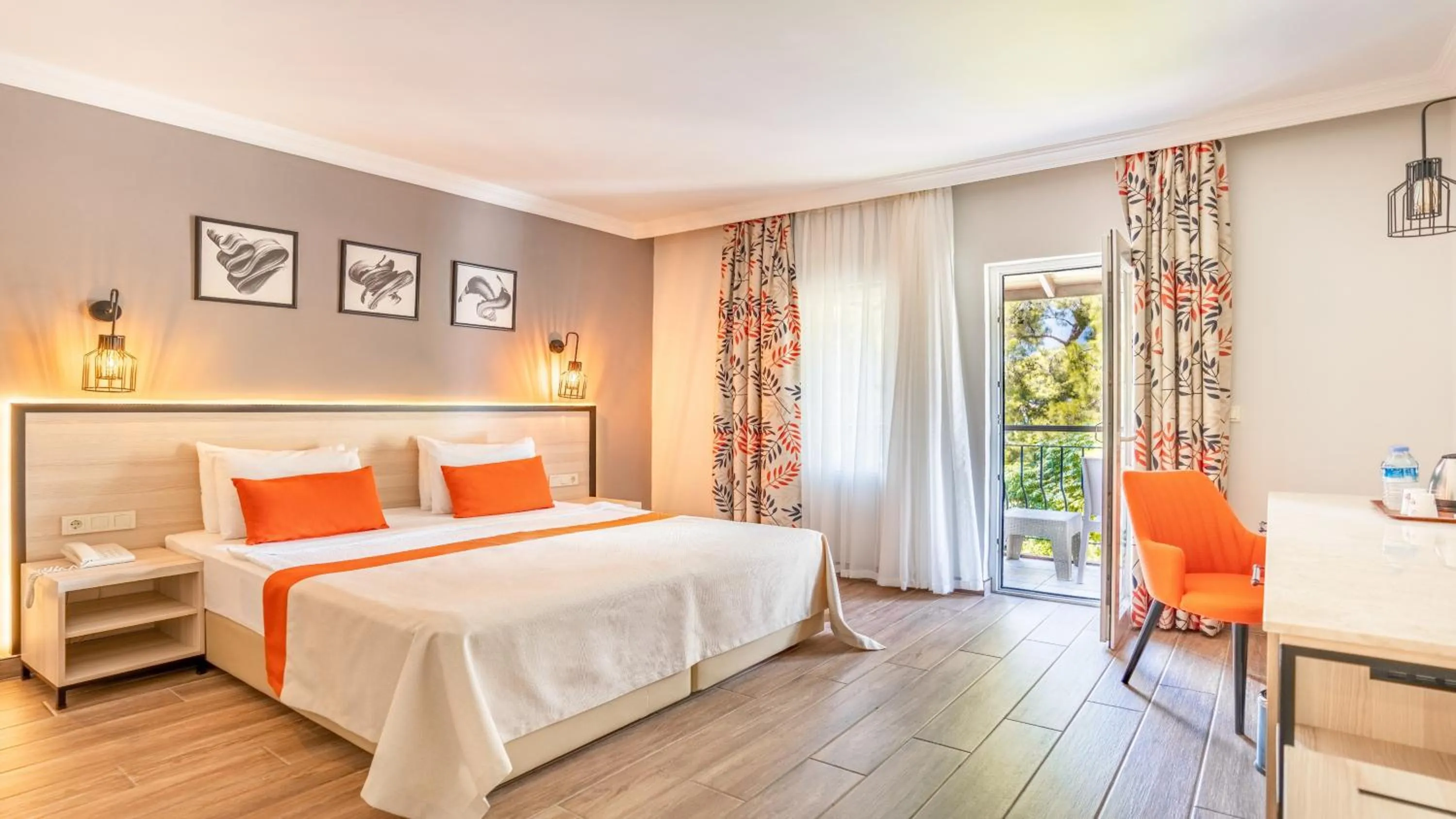 Photo of the whole room, Bed in Club Marco Polo - Premium All Inclusive