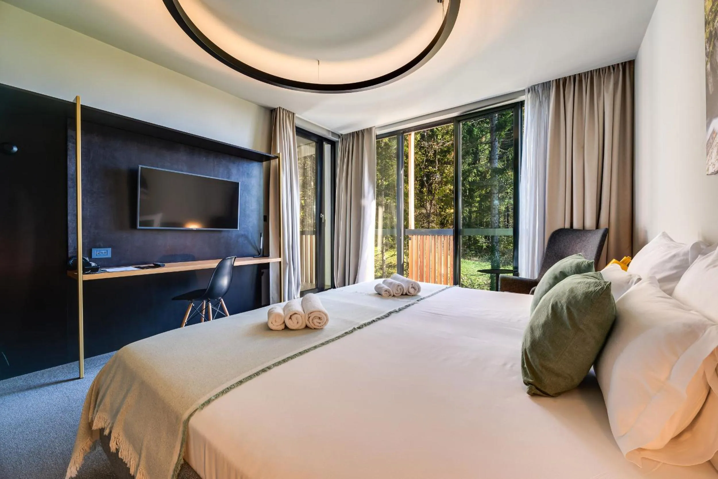 Natural landscape, Bed in Lyra Hotel Plitvice
