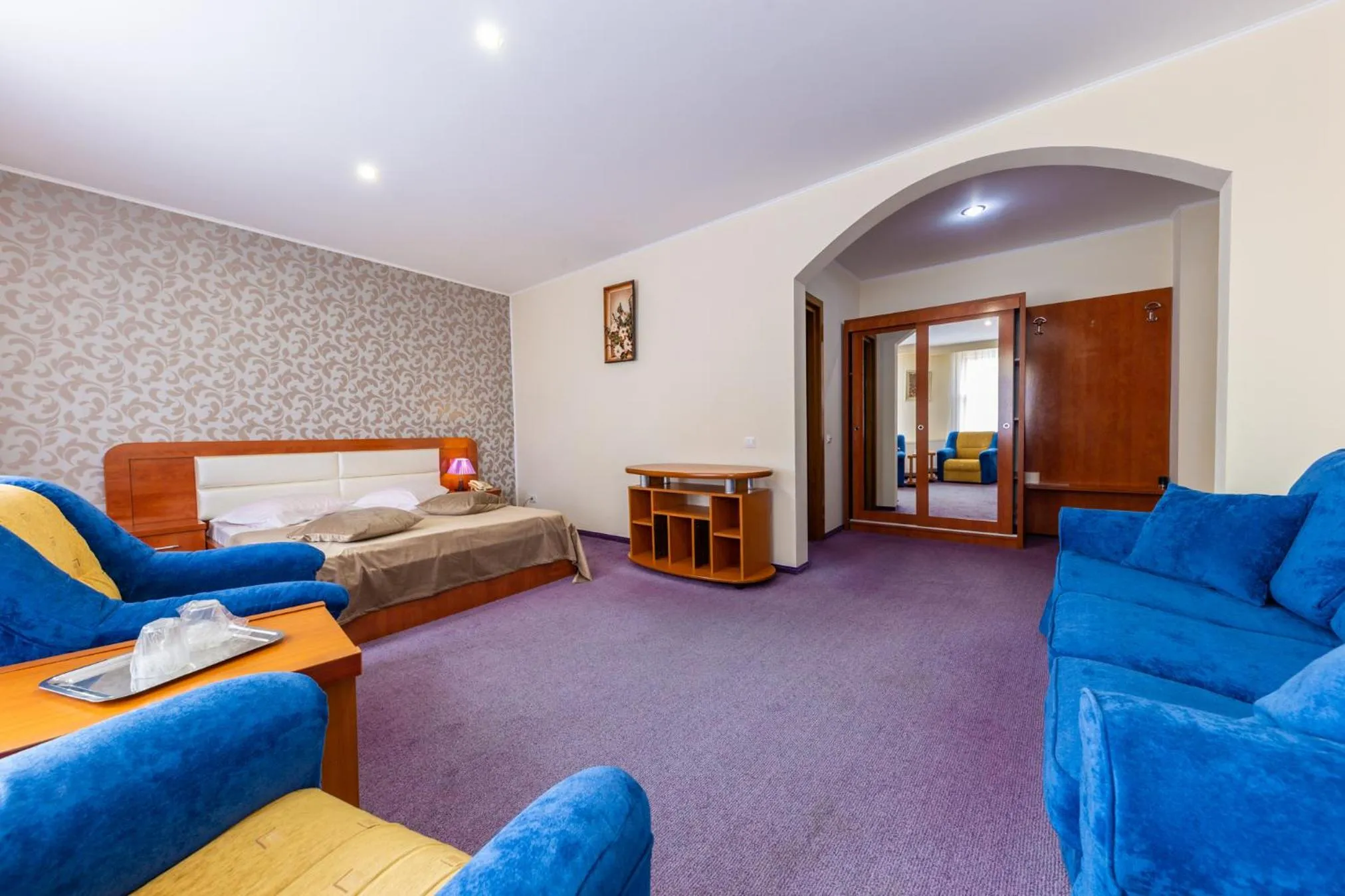 Bed in Hotel Amphitryon