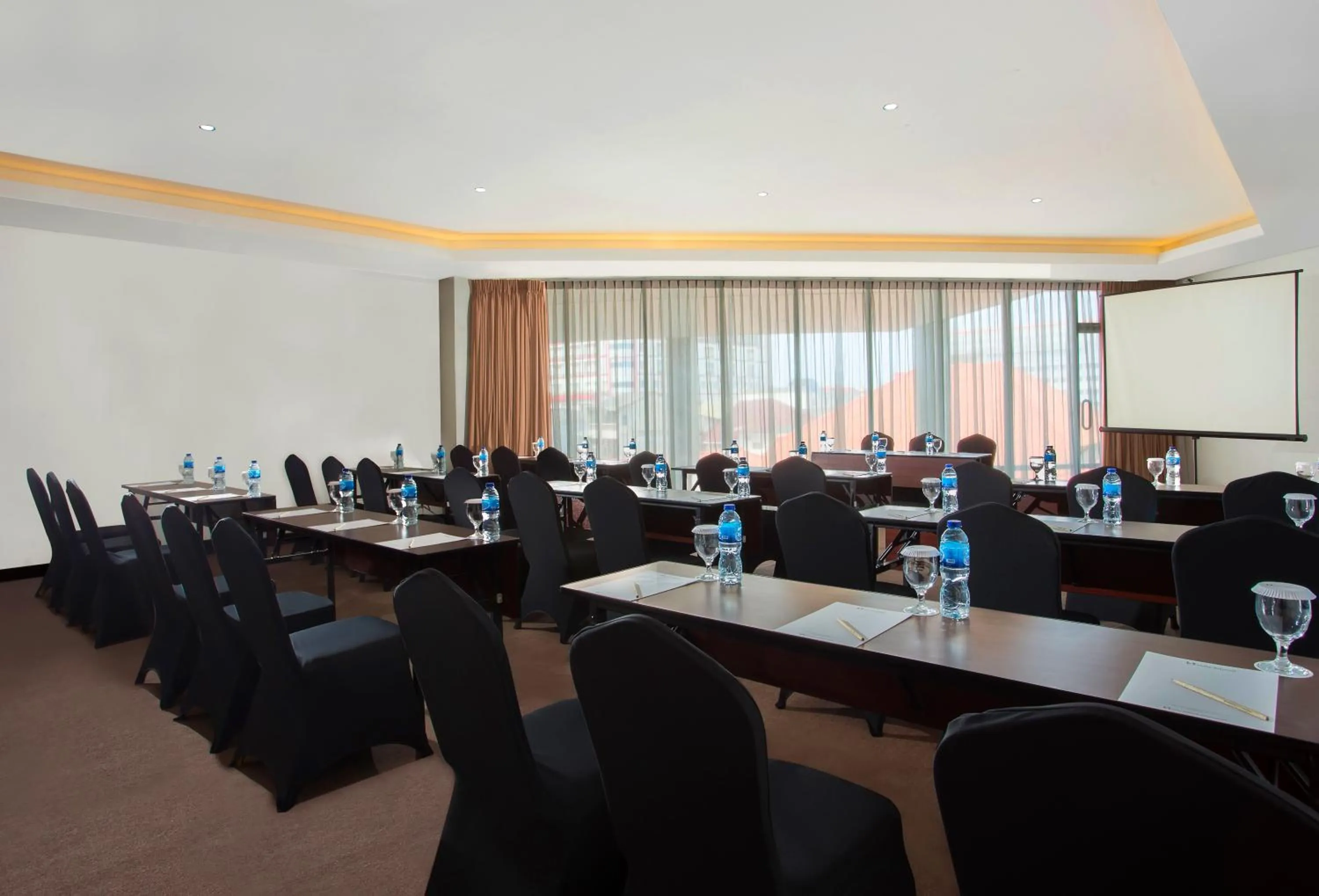 Business facilities in Swiss-Belhotel Pangkalpinang