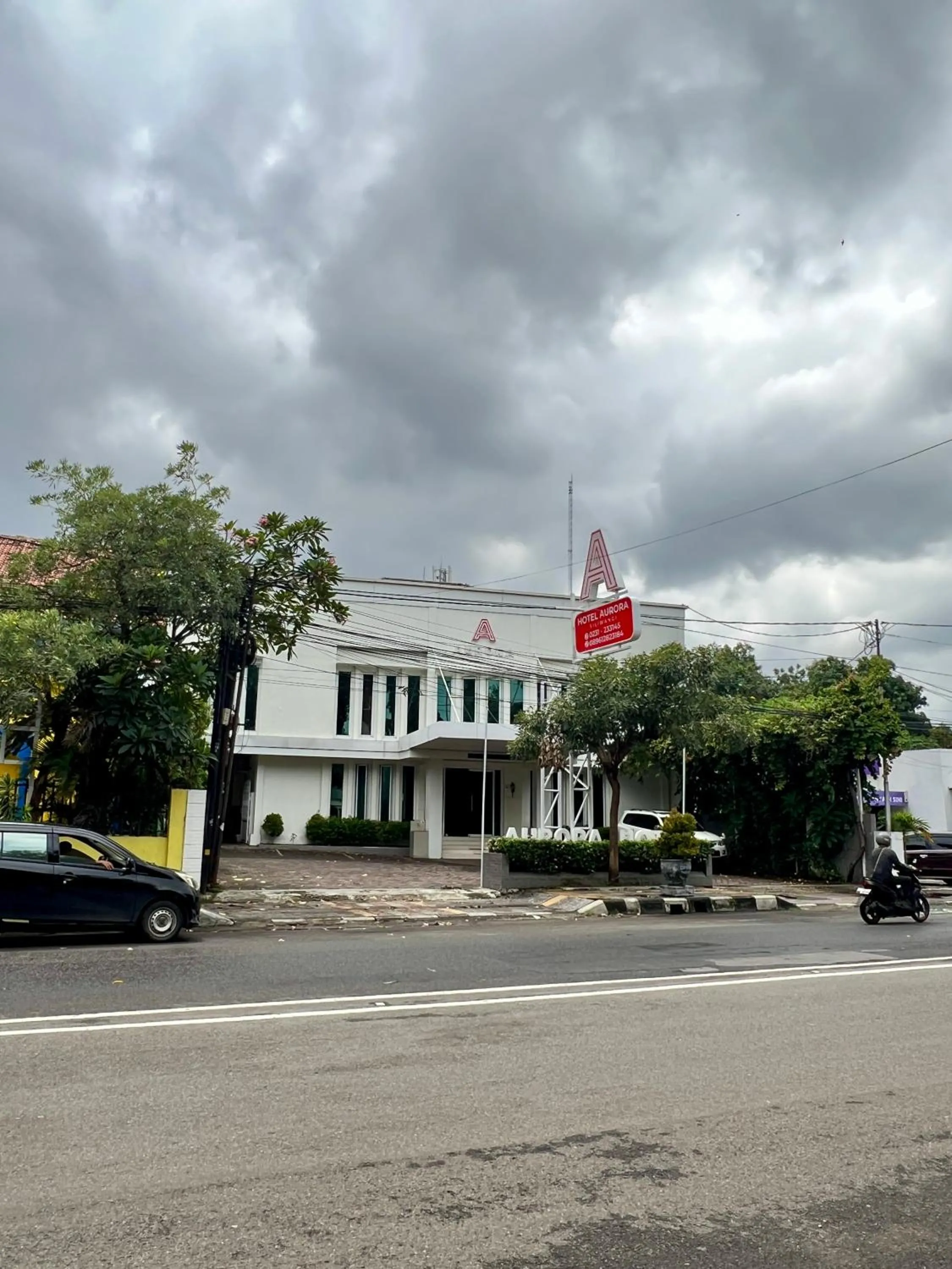 Property building in Aurora Hotel Siliwangi