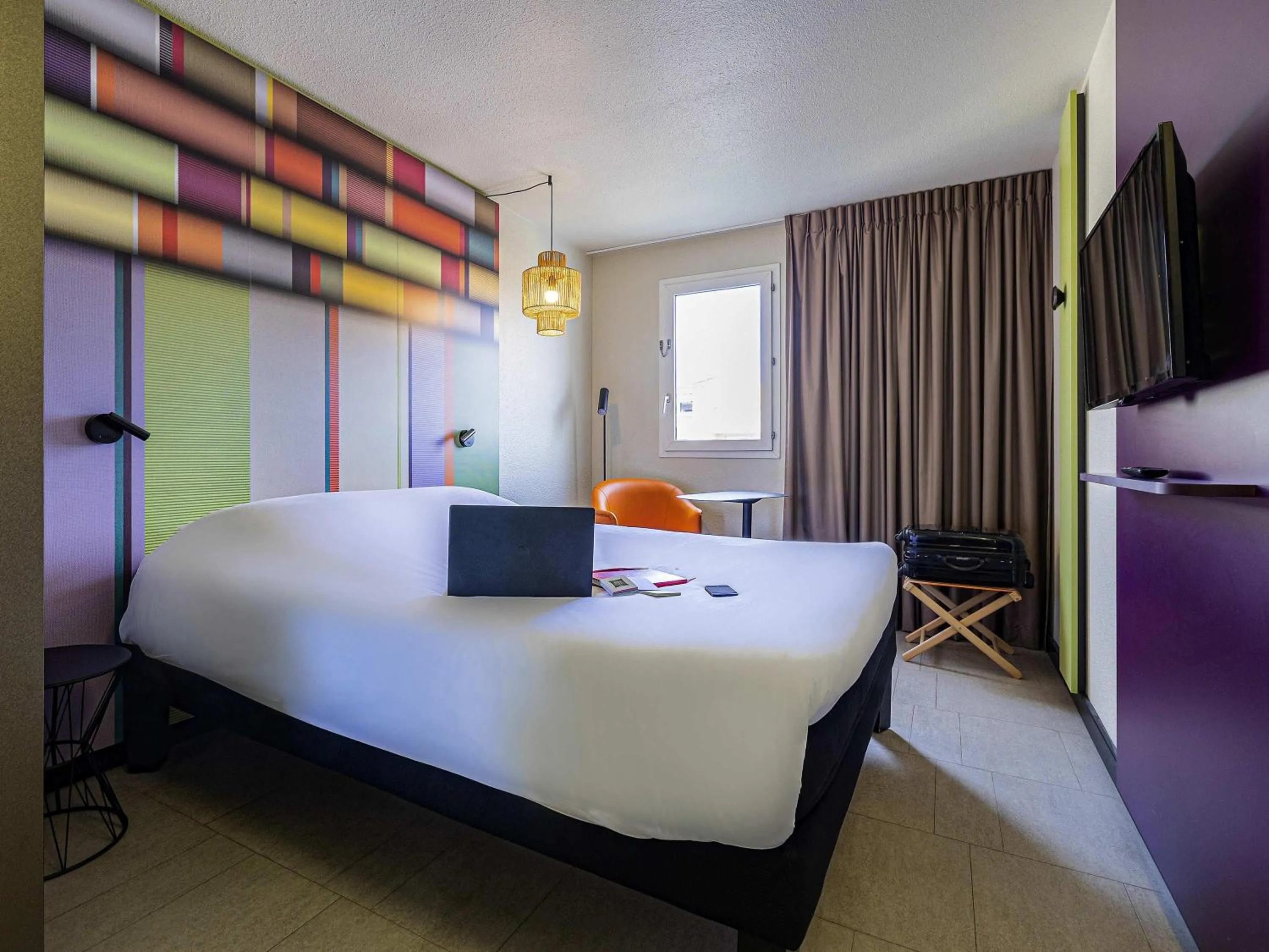 Bedroom, Bed in ibis Styles Perpignan Centre Gare
