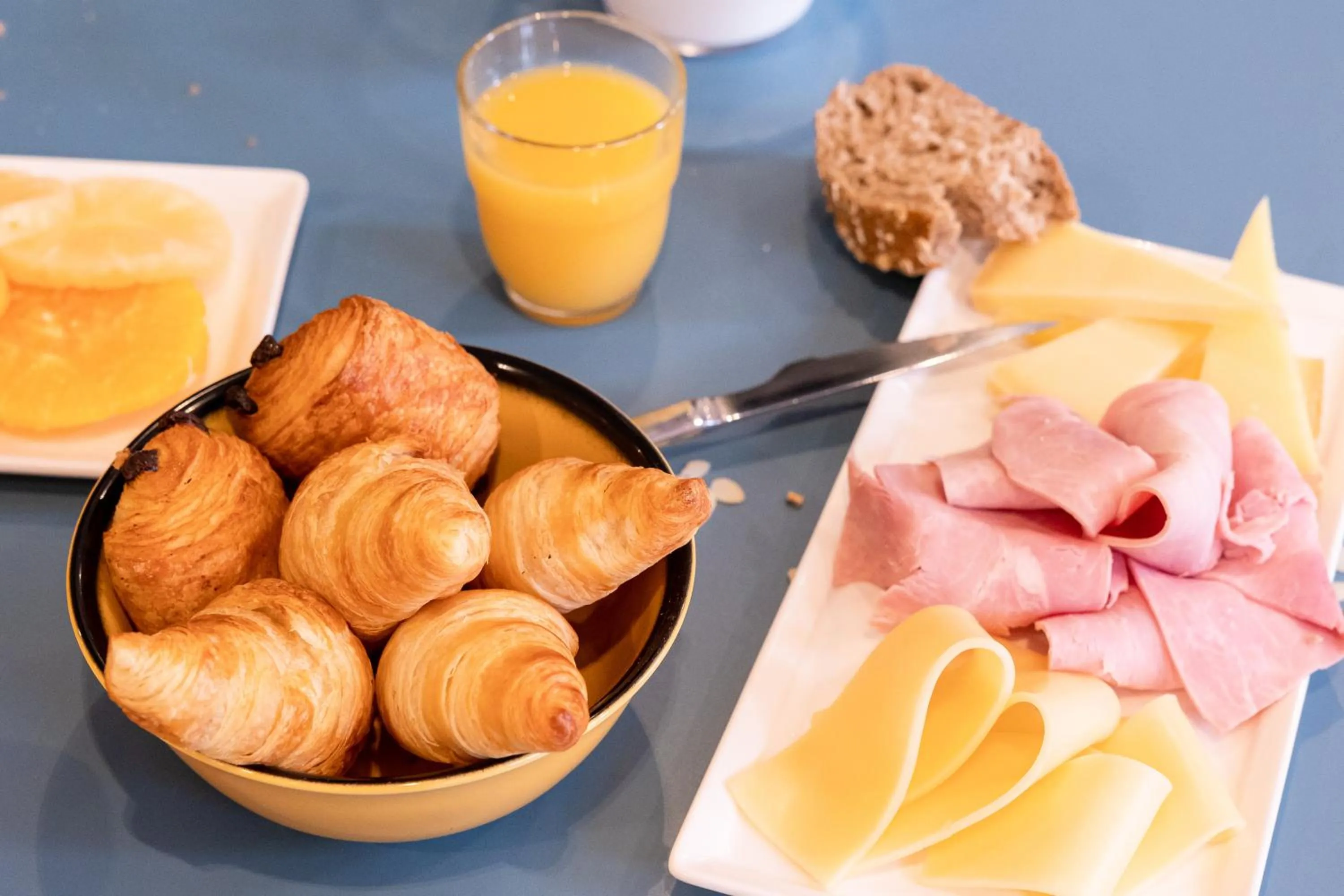 Food and drinks in ibis Styles Perpignan Centre Gare