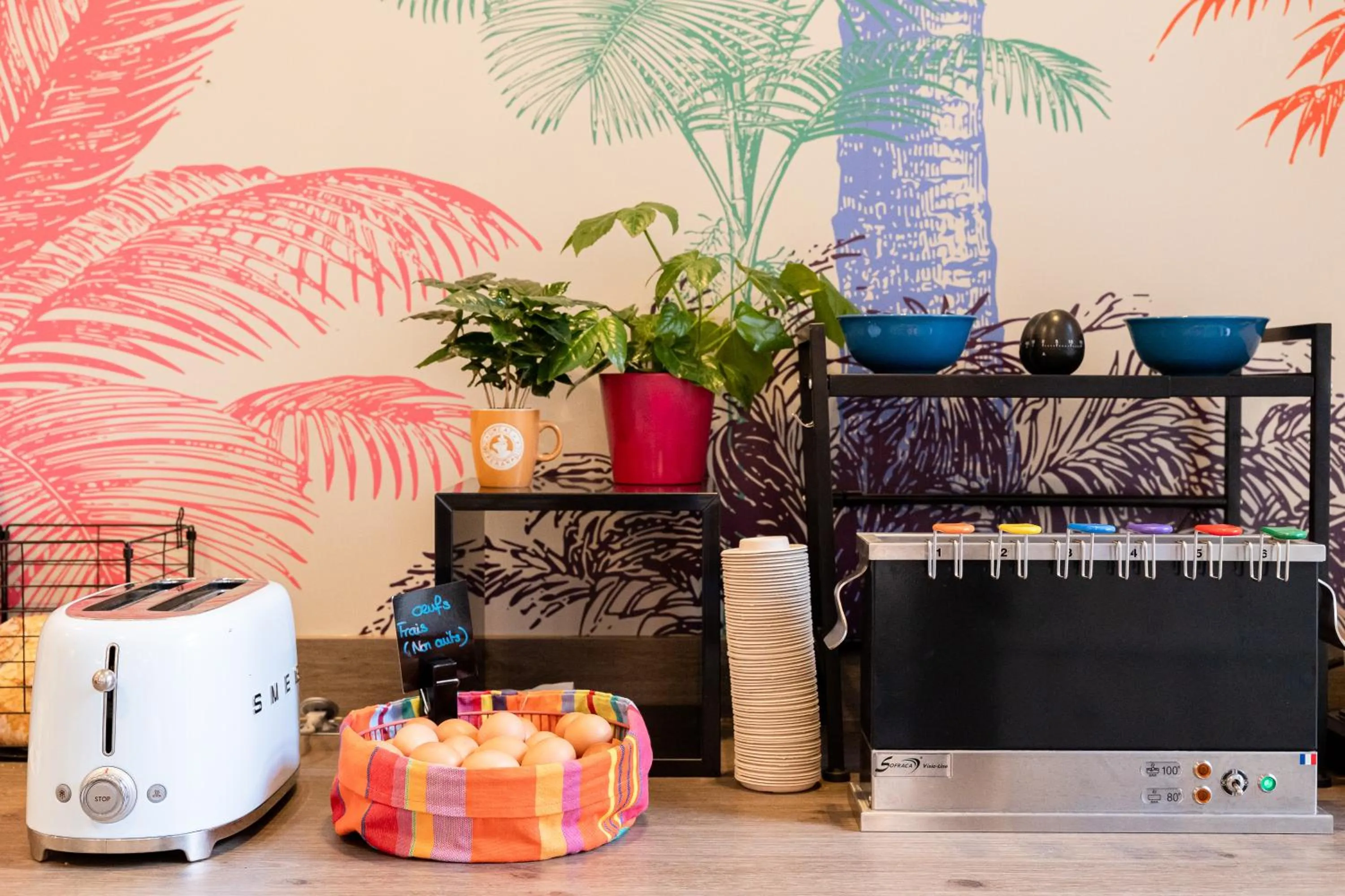 Food and drinks in ibis Styles Perpignan Centre Gare