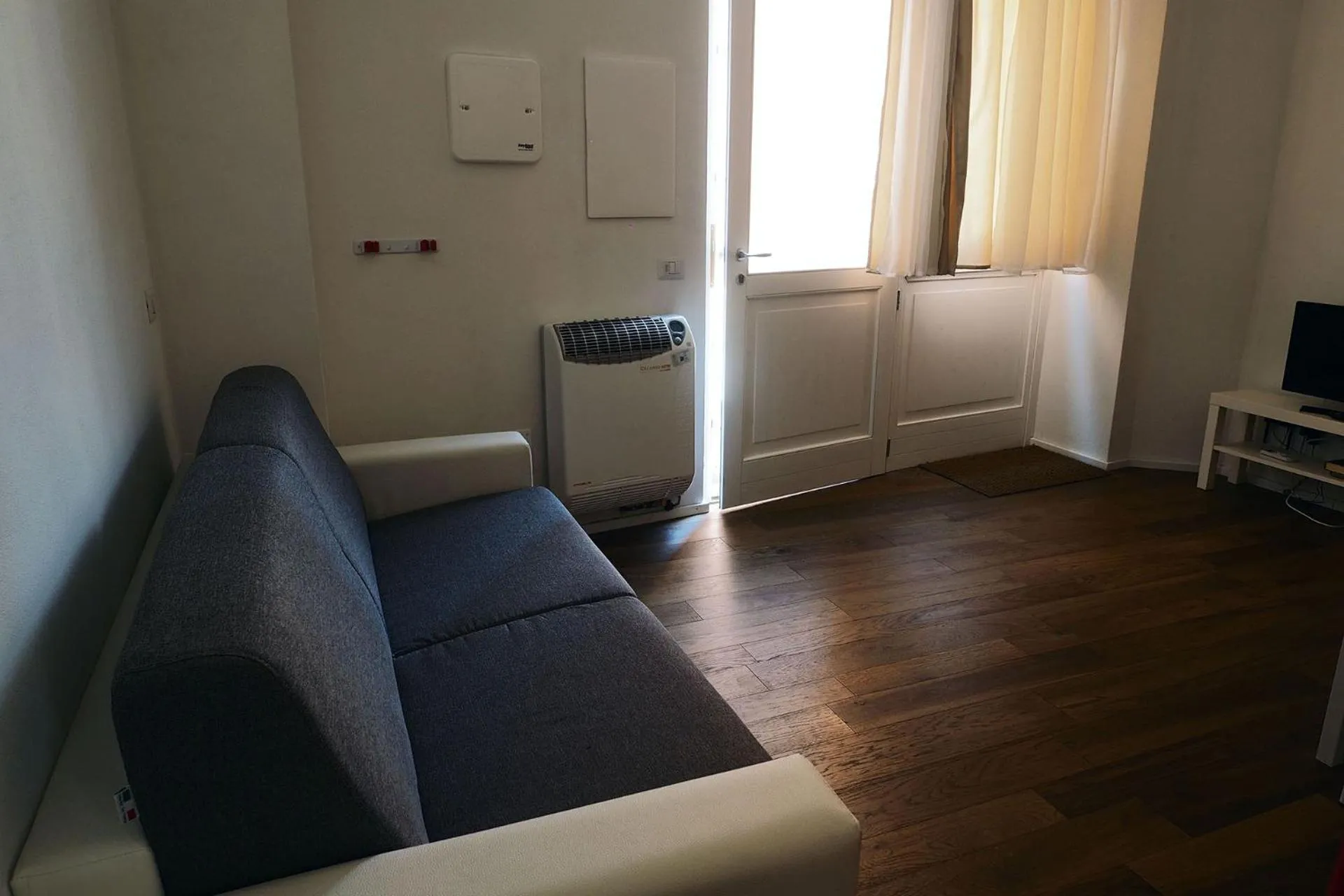 TV and multimedia in Marina Apartments