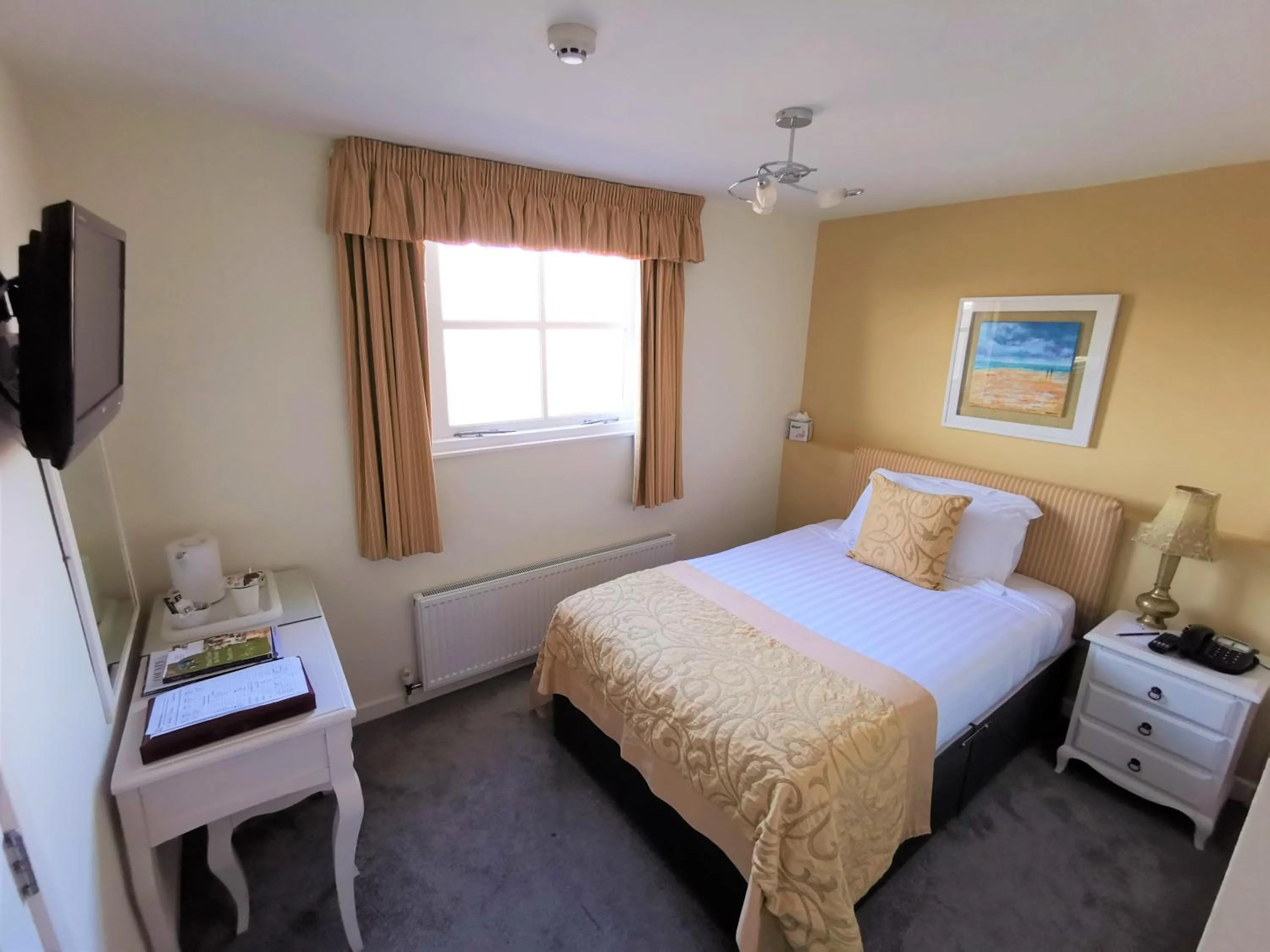 Bedroom, Bed in Diglis House Hotel