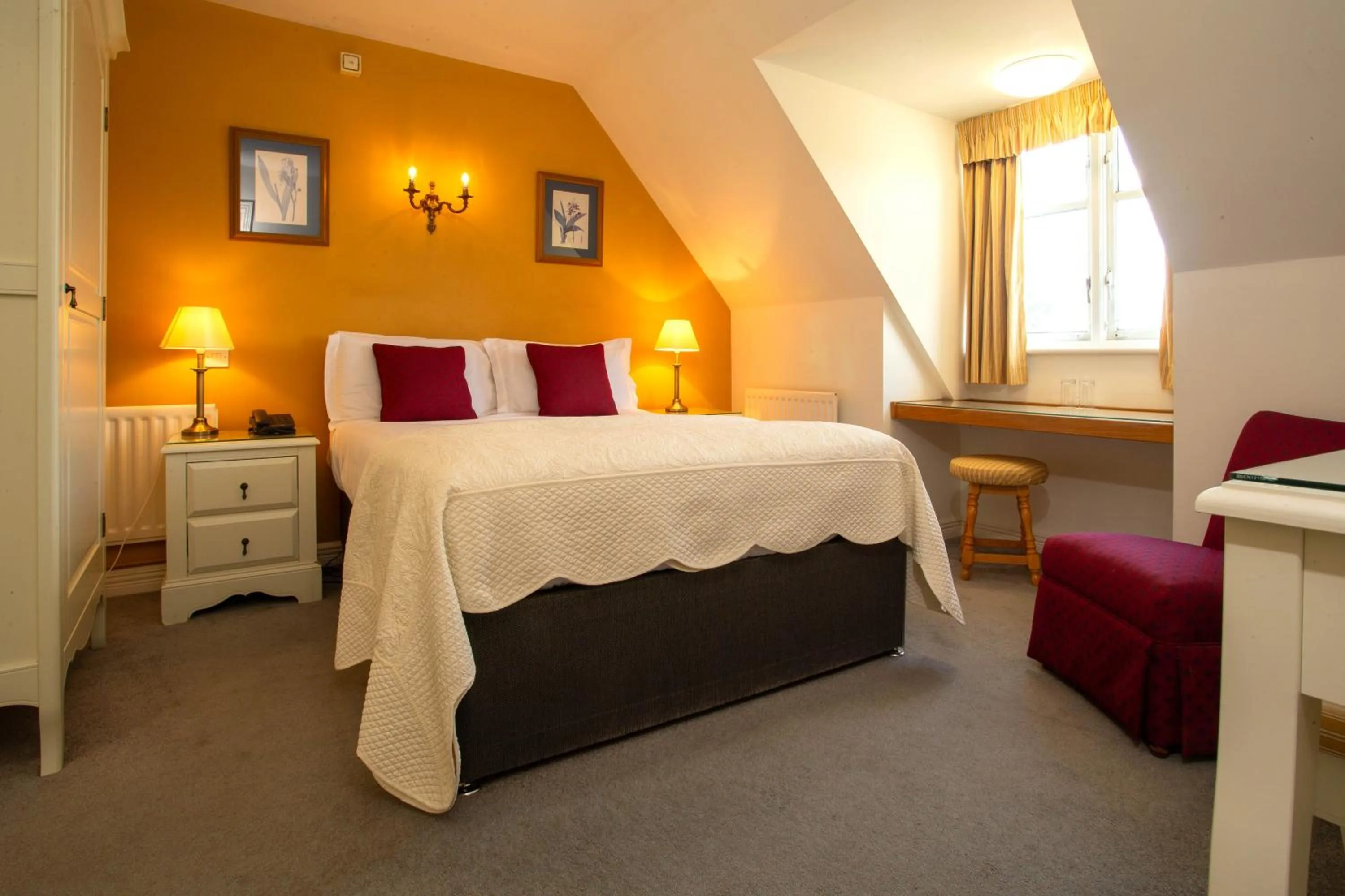 Bedroom, Bed in Diglis House Hotel