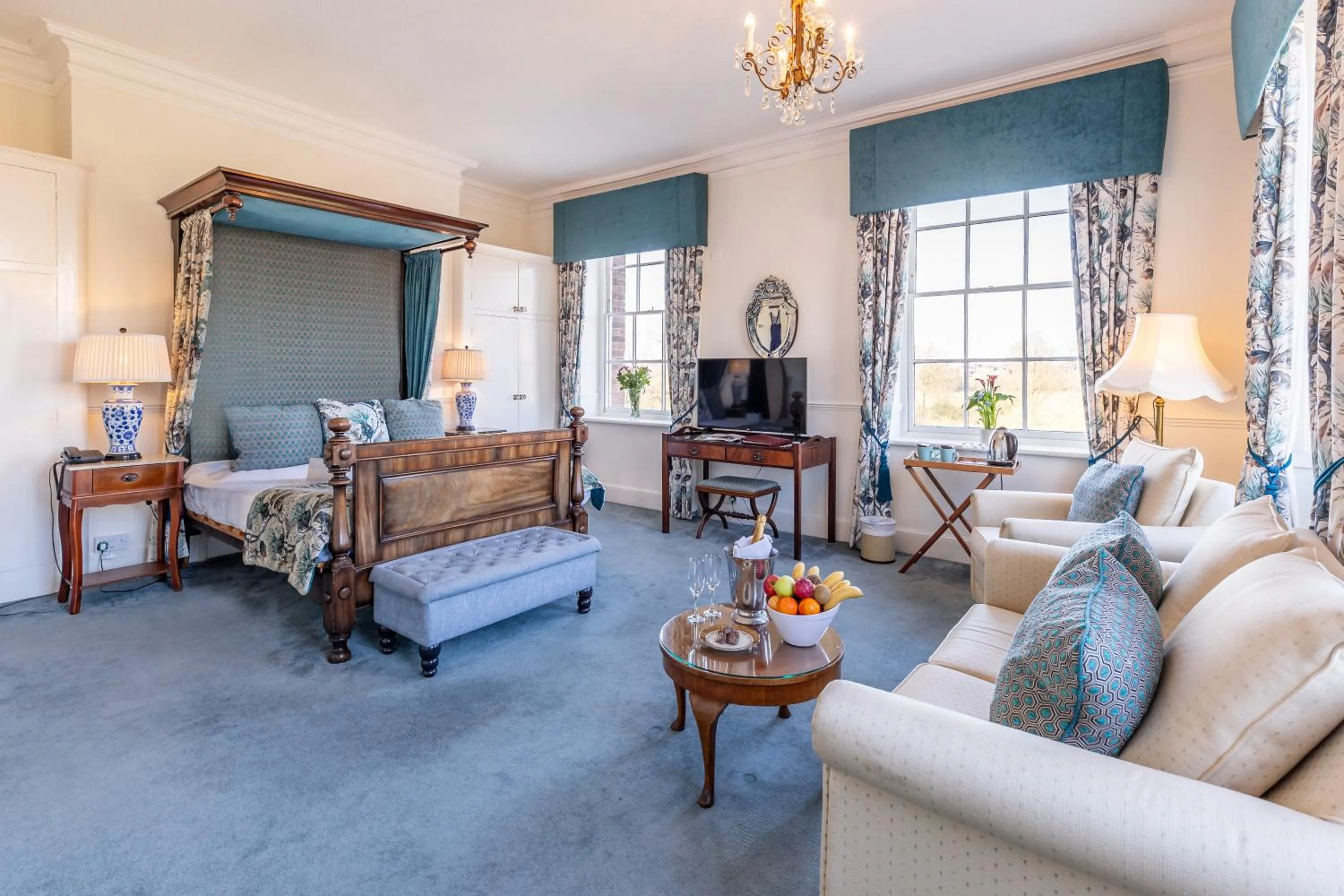 Bedroom in Diglis House Hotel