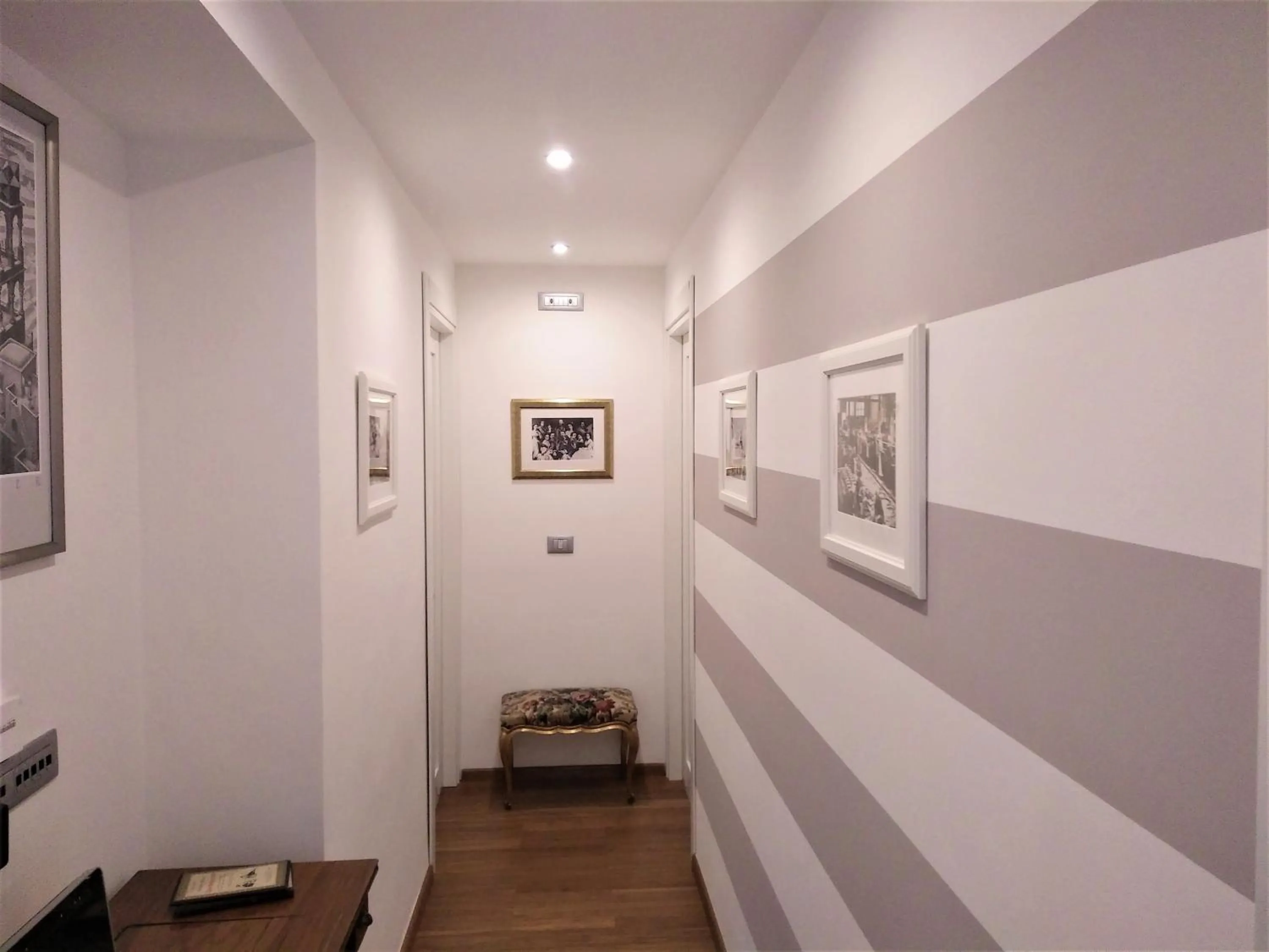 Decorative detail in I Reali Bed & Breakfast