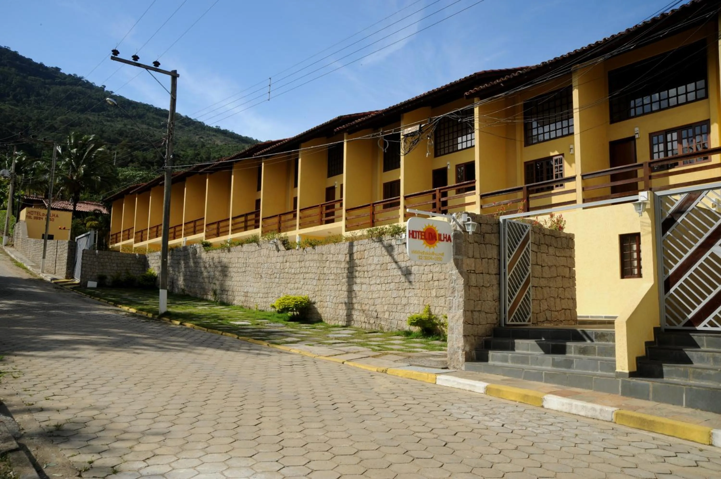 Facade/entrance in Hotel da Ilha