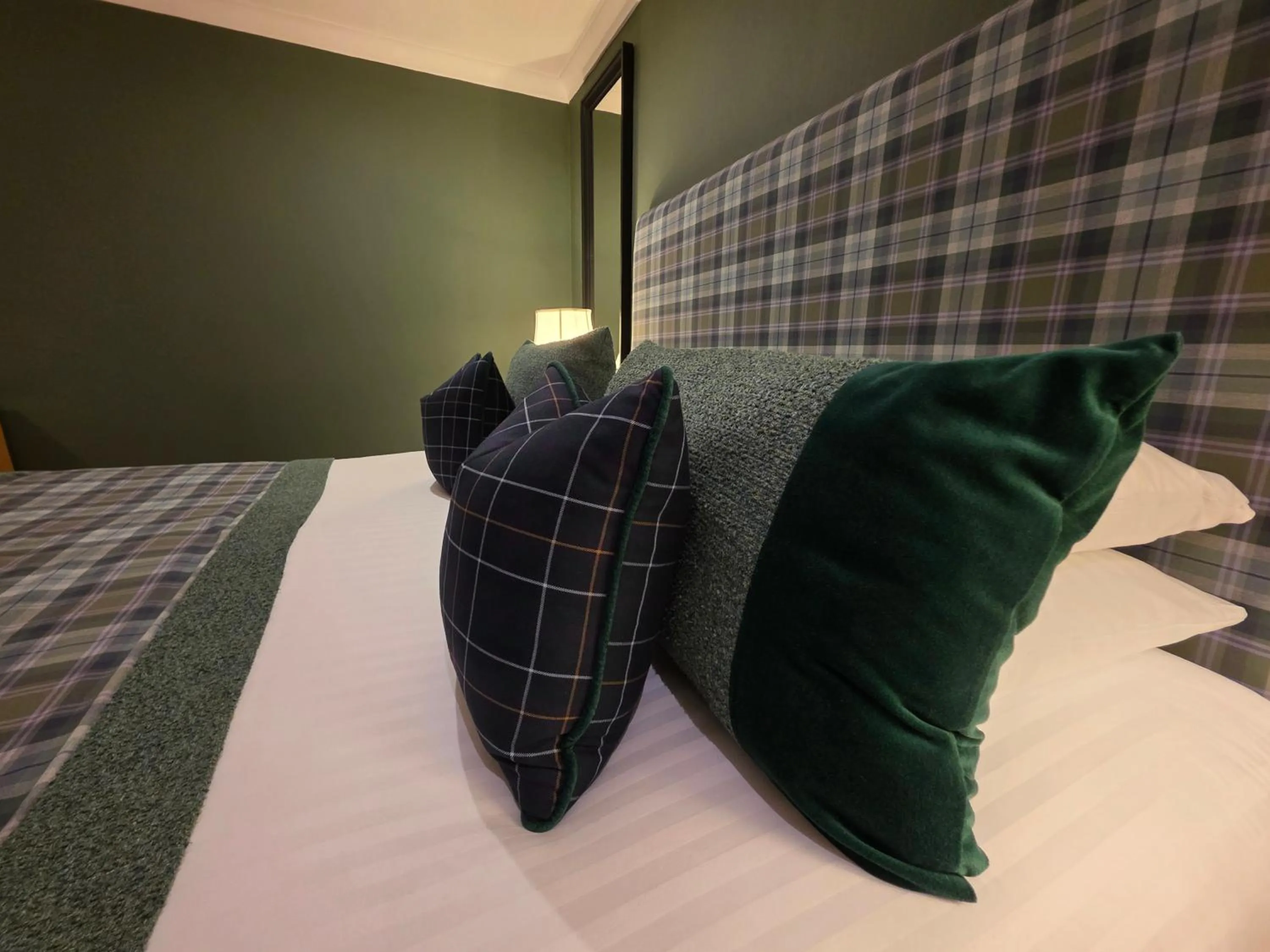 Bed in Craigatin House & Courtyard