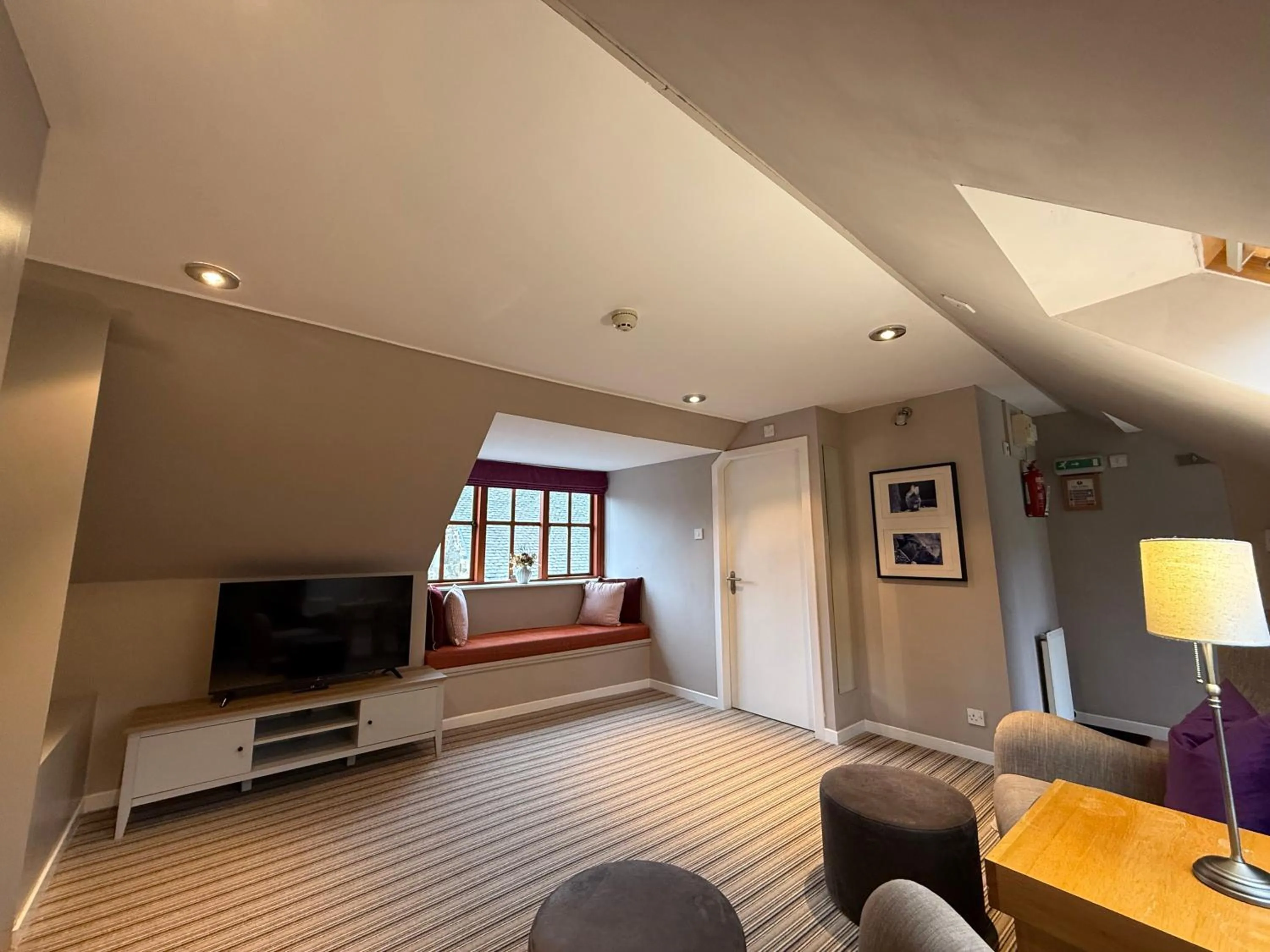 TV and multimedia in Craigatin House & Courtyard