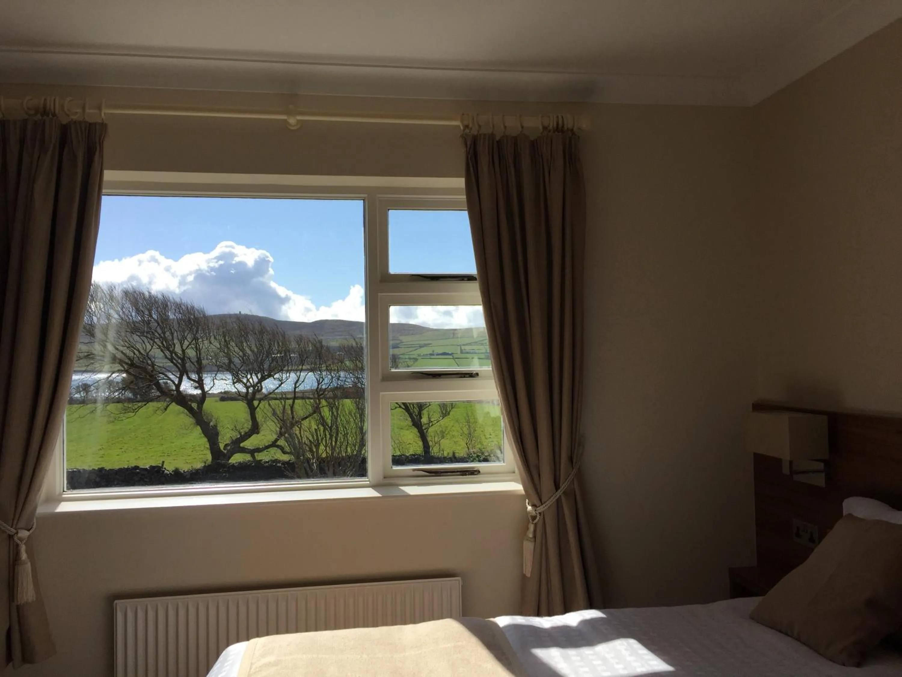 Sea view, Bed in Cill Bhreac House B&B
