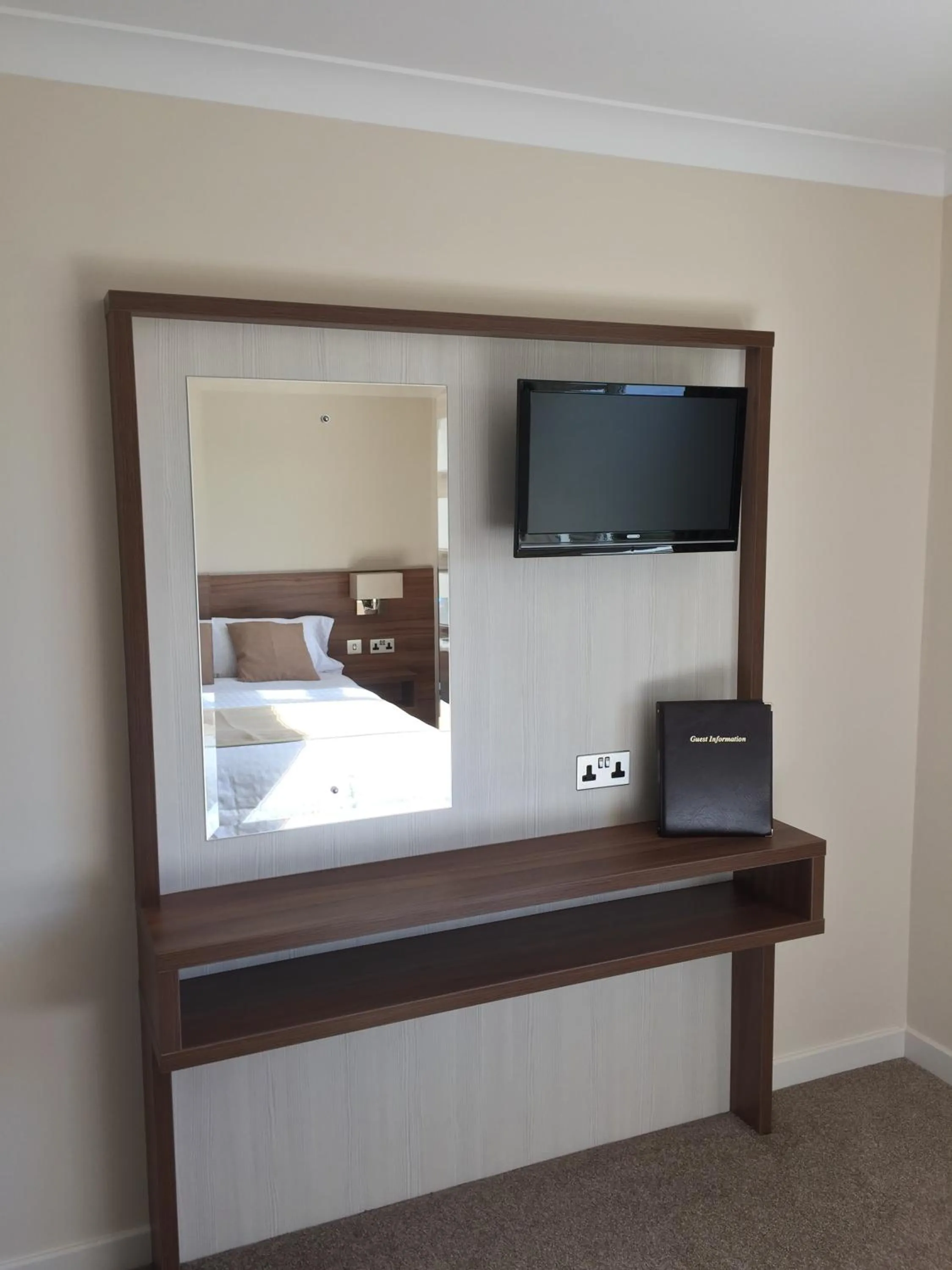 Decorative detail, Bed in Cill Bhreac House B&B